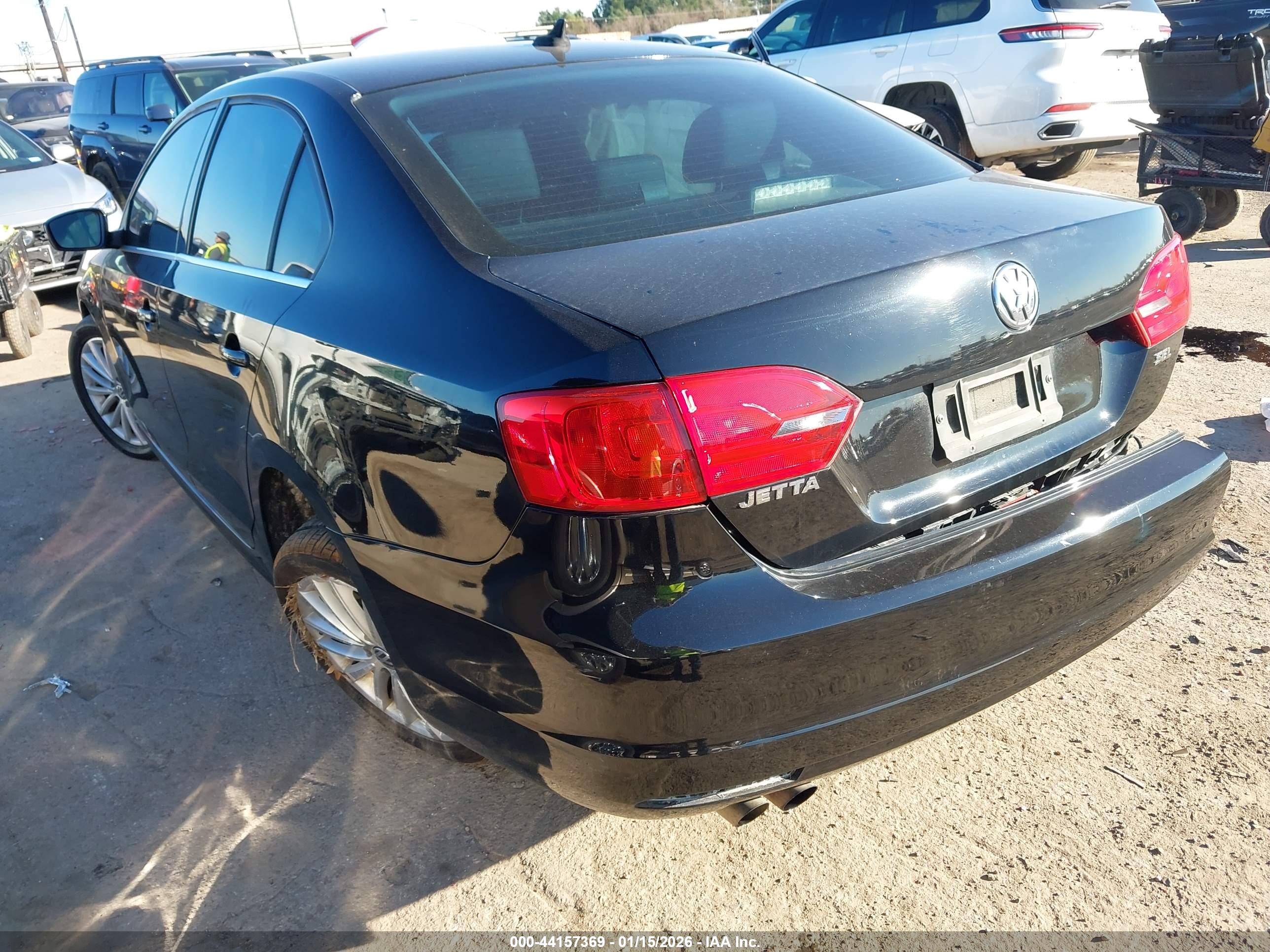 VOLKSWAGEN JETTA image 3