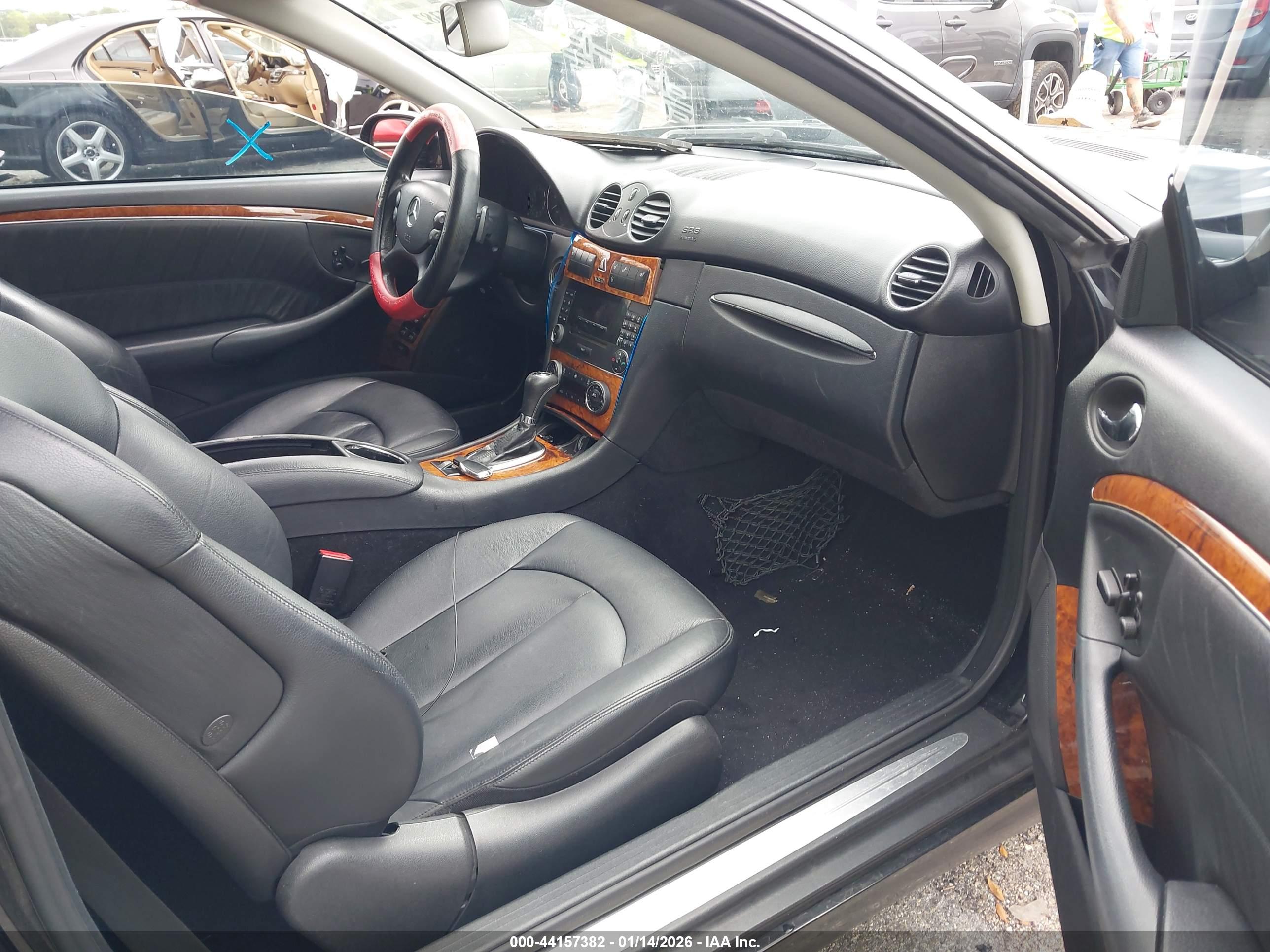 MERCEDES-BENZ CLK image 5