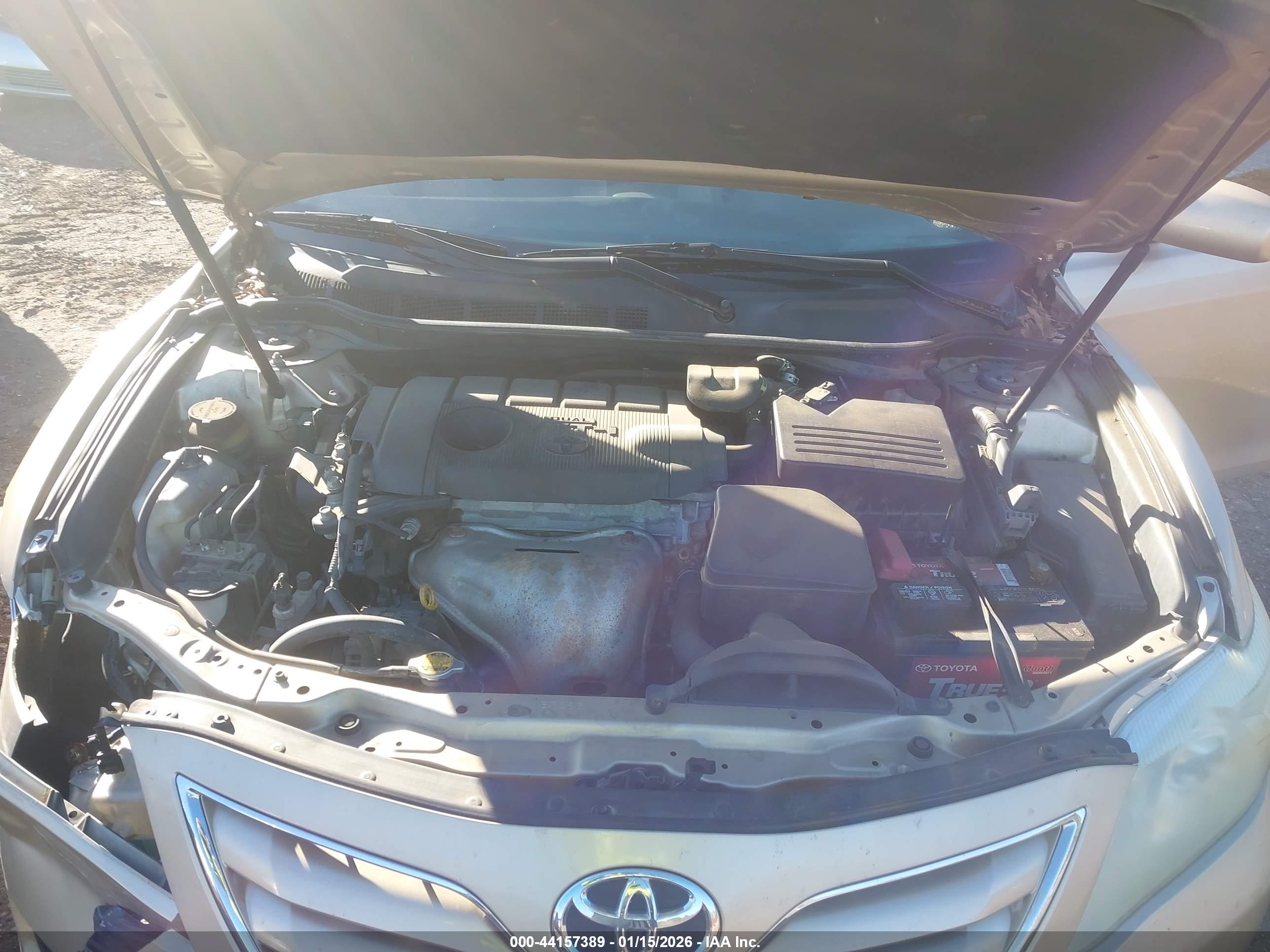 TOYOTA CAMRY image 10