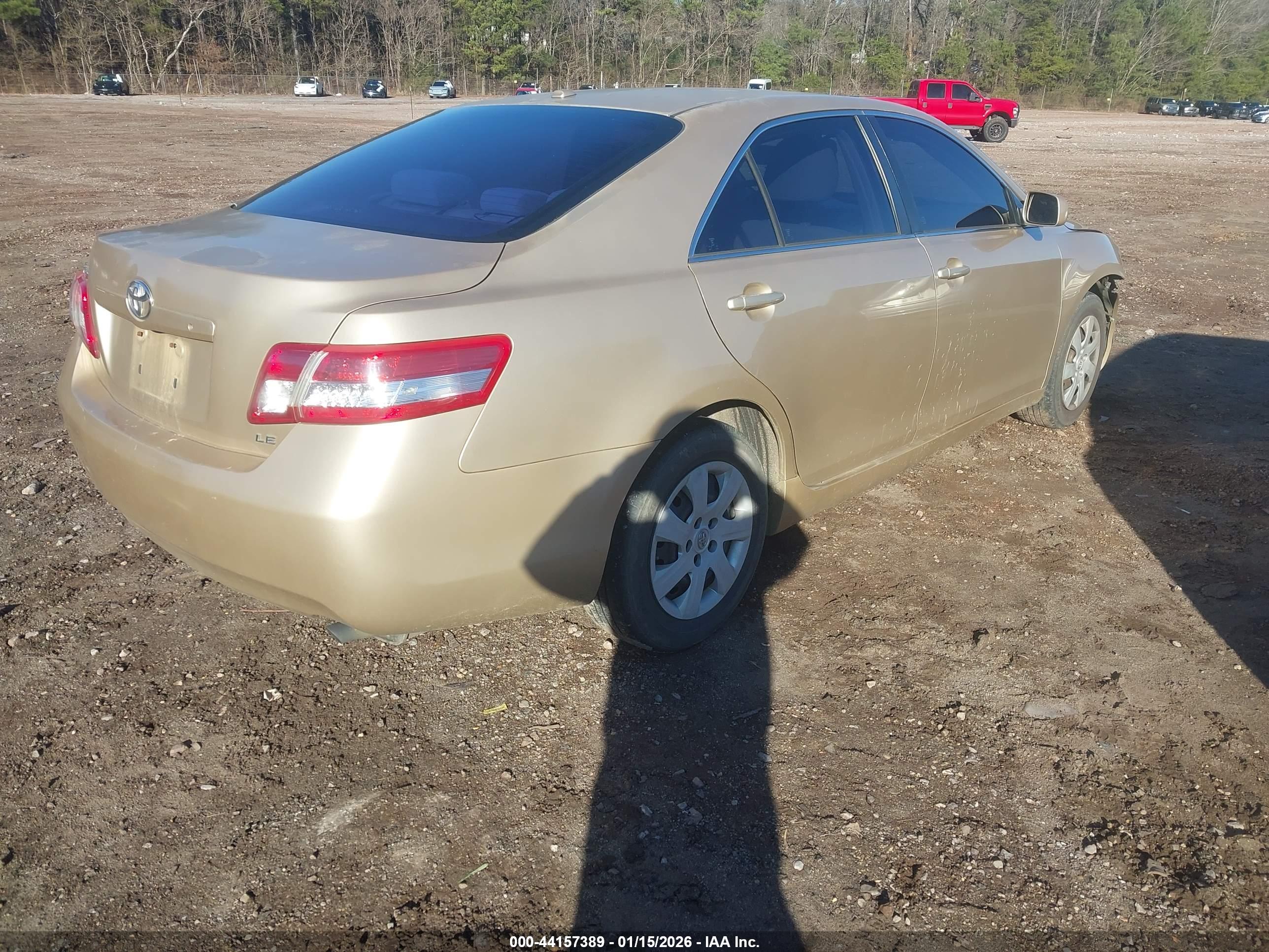 TOYOTA CAMRY image 4