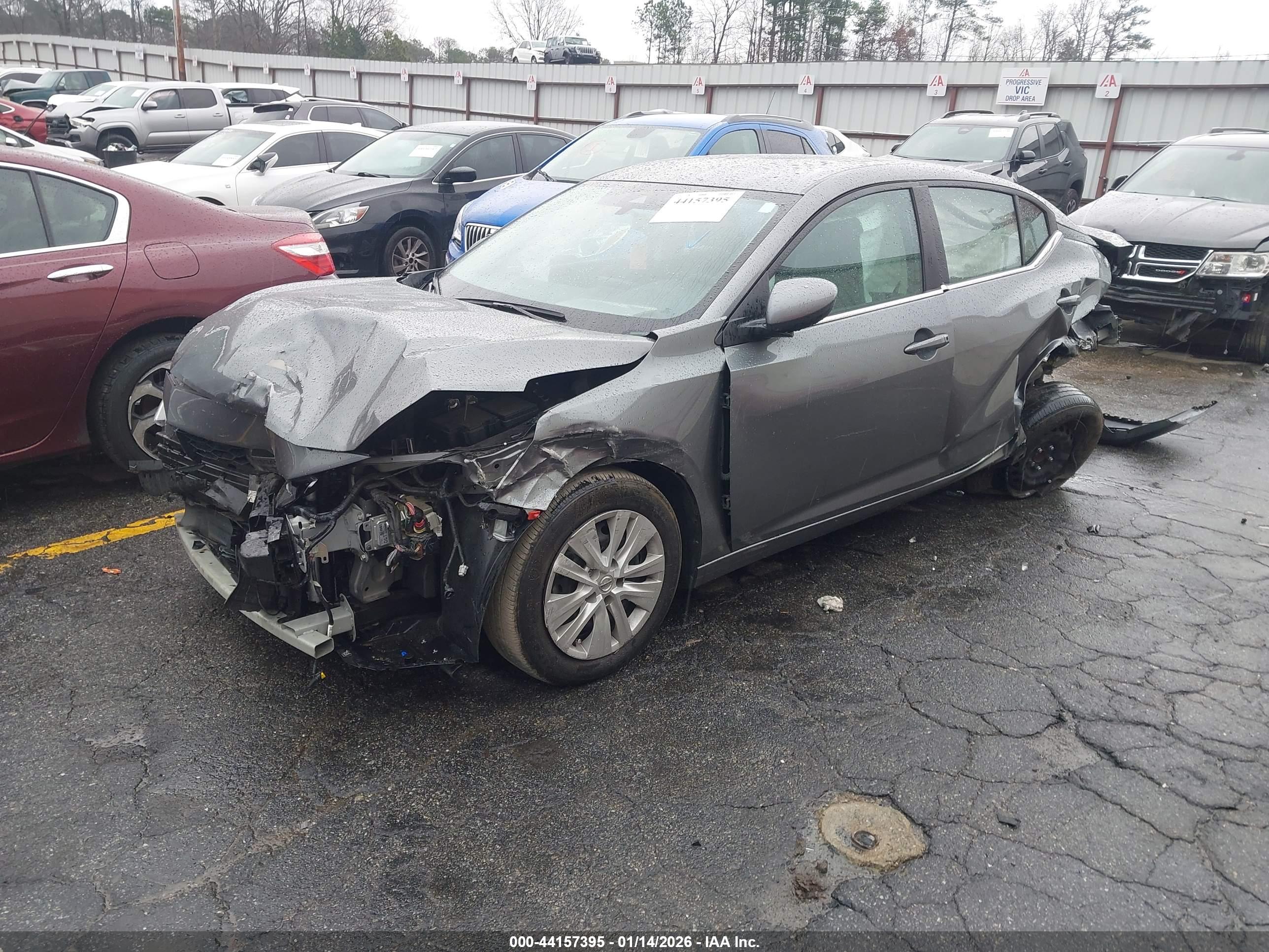 NISSAN SENTRA image 2