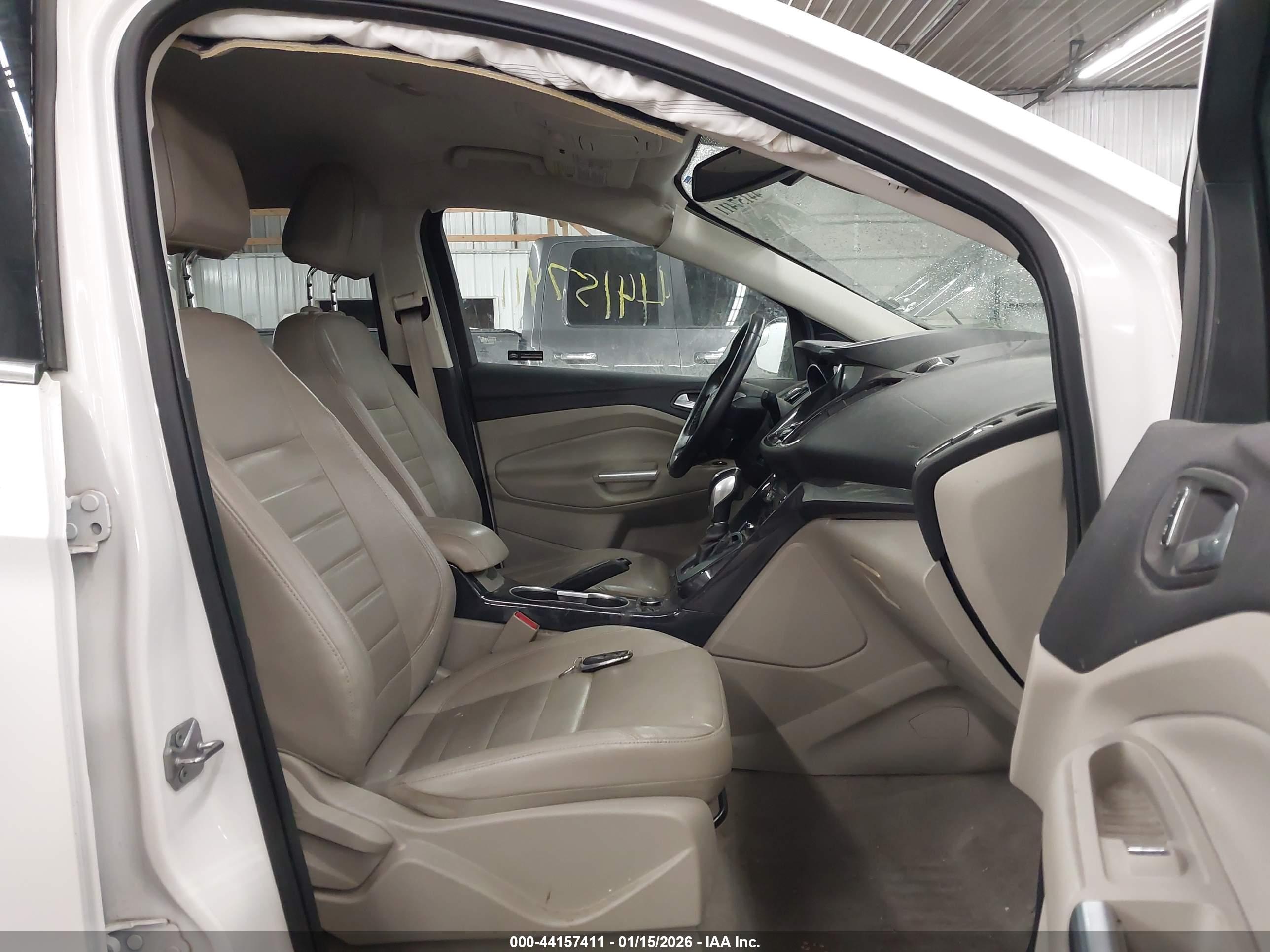 FORD ESCAPE image 5