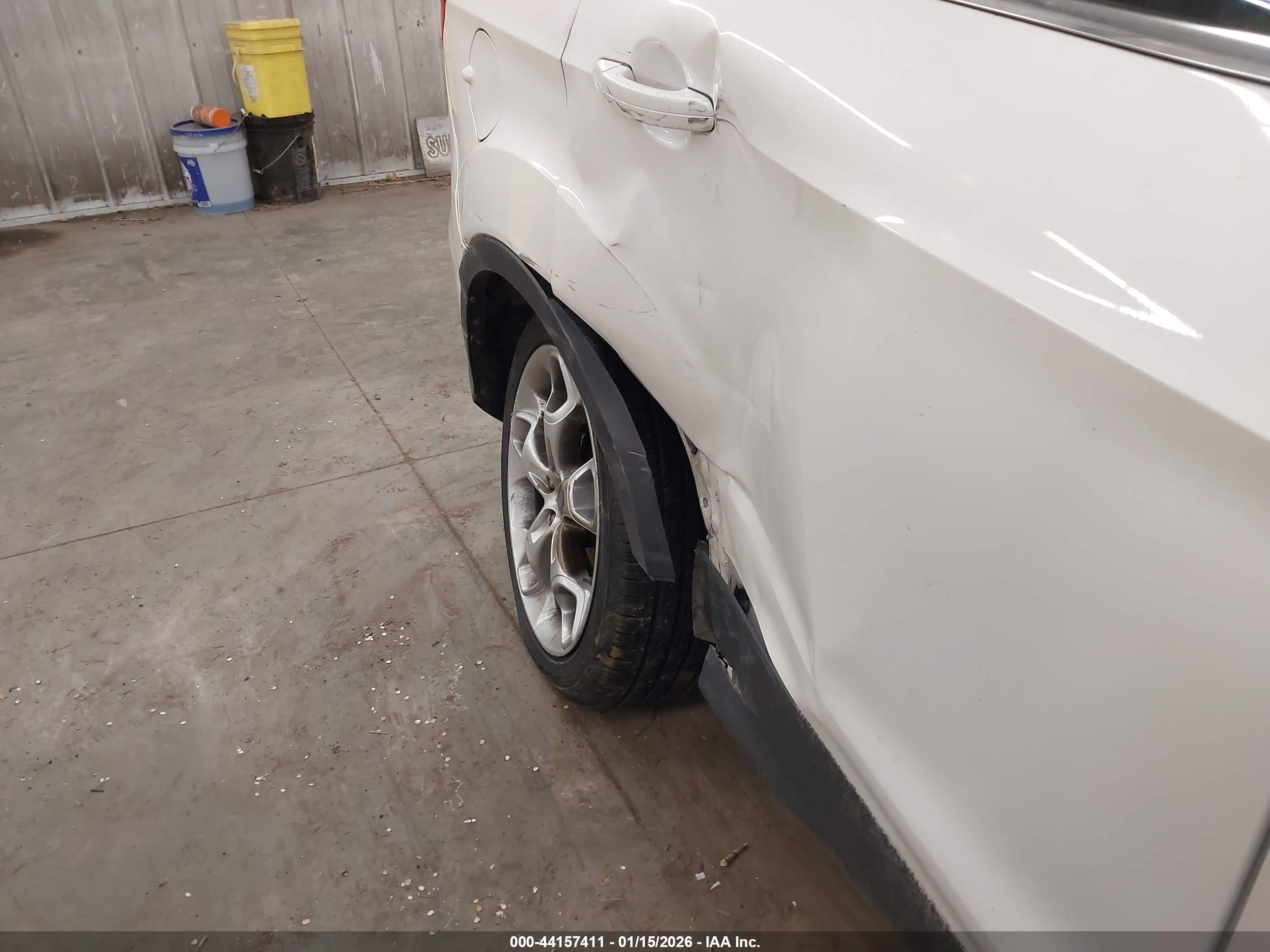 FORD ESCAPE image 6