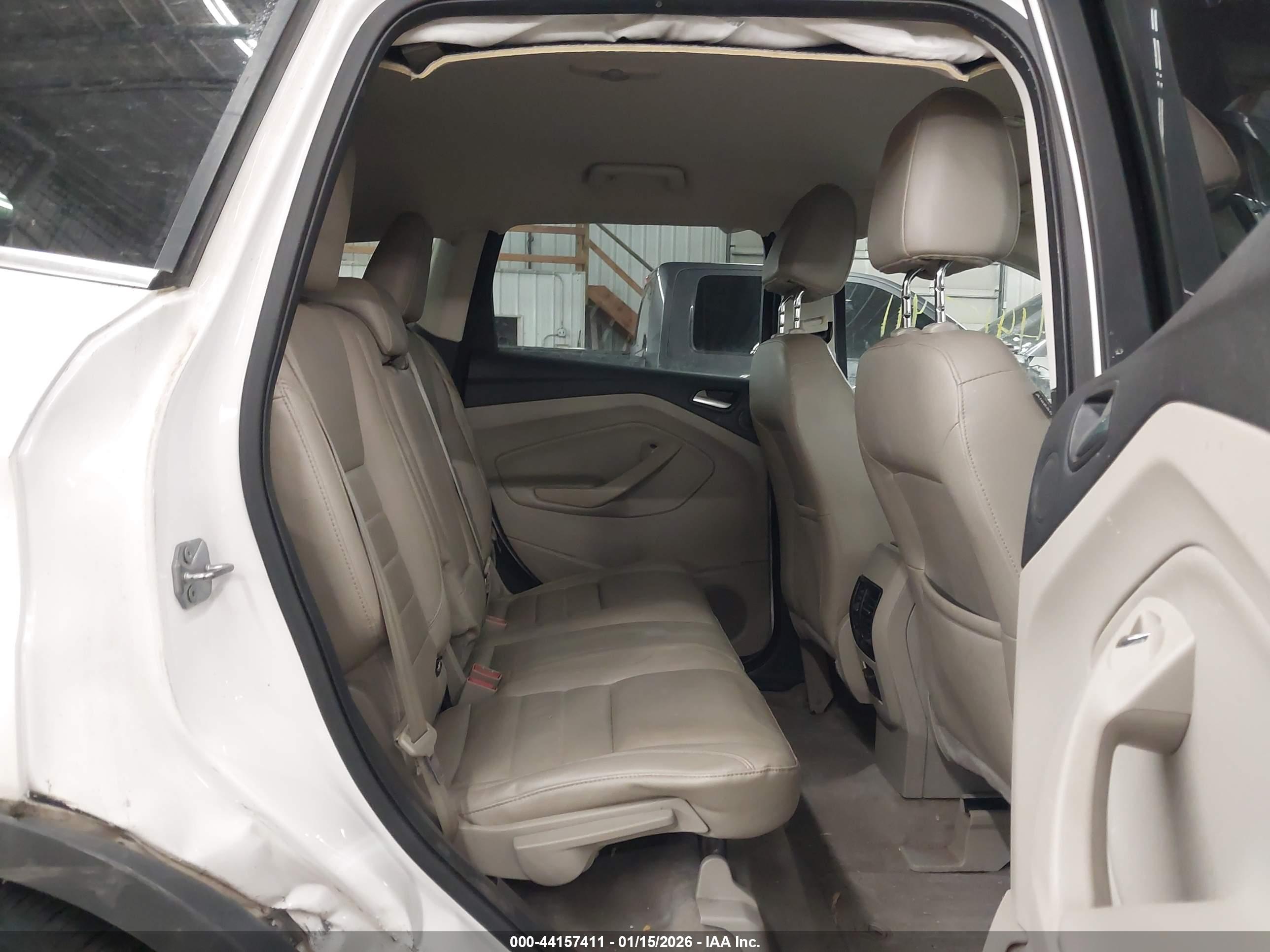 FORD ESCAPE image 8