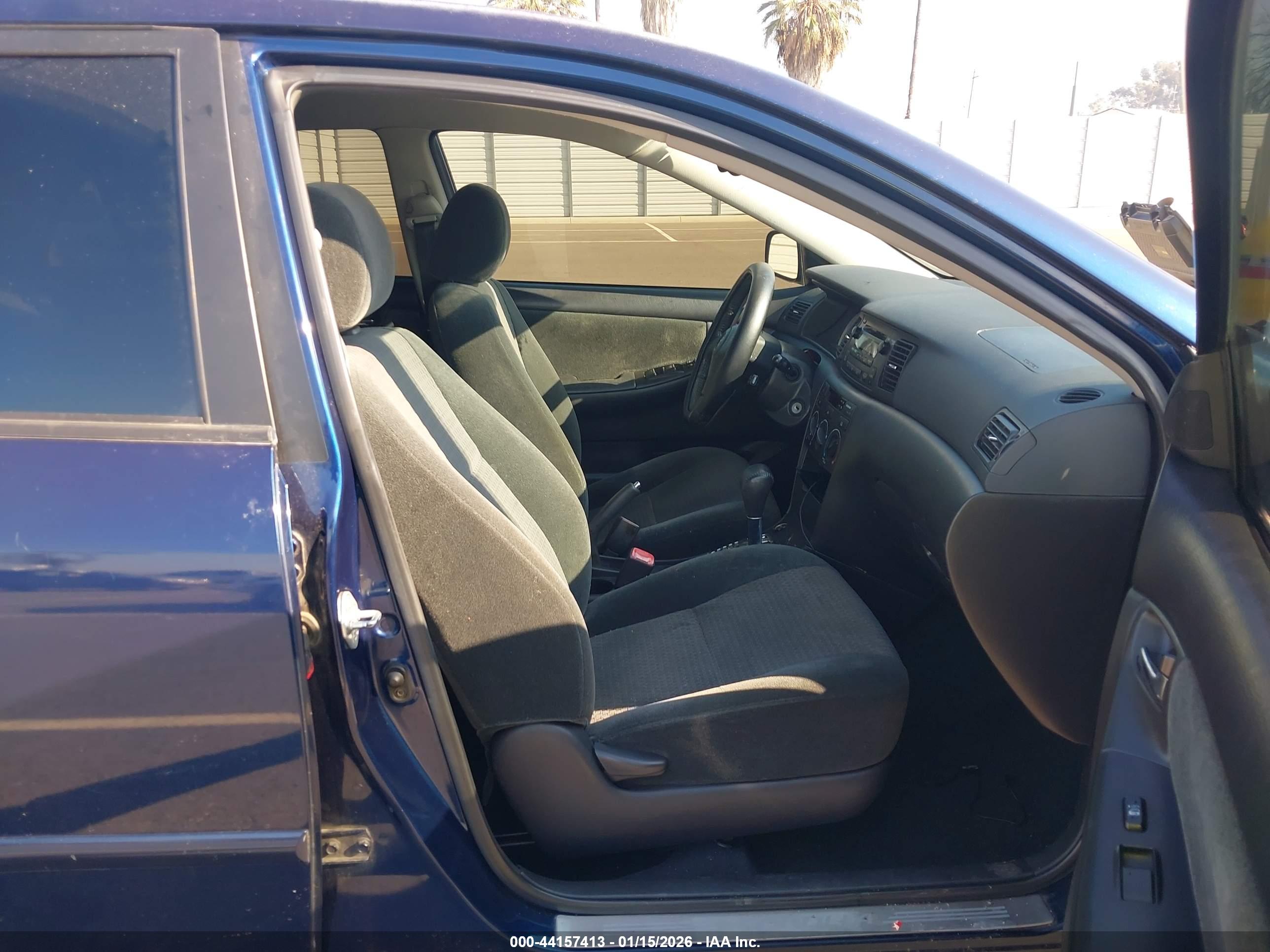 TOYOTA COROLLA image 5