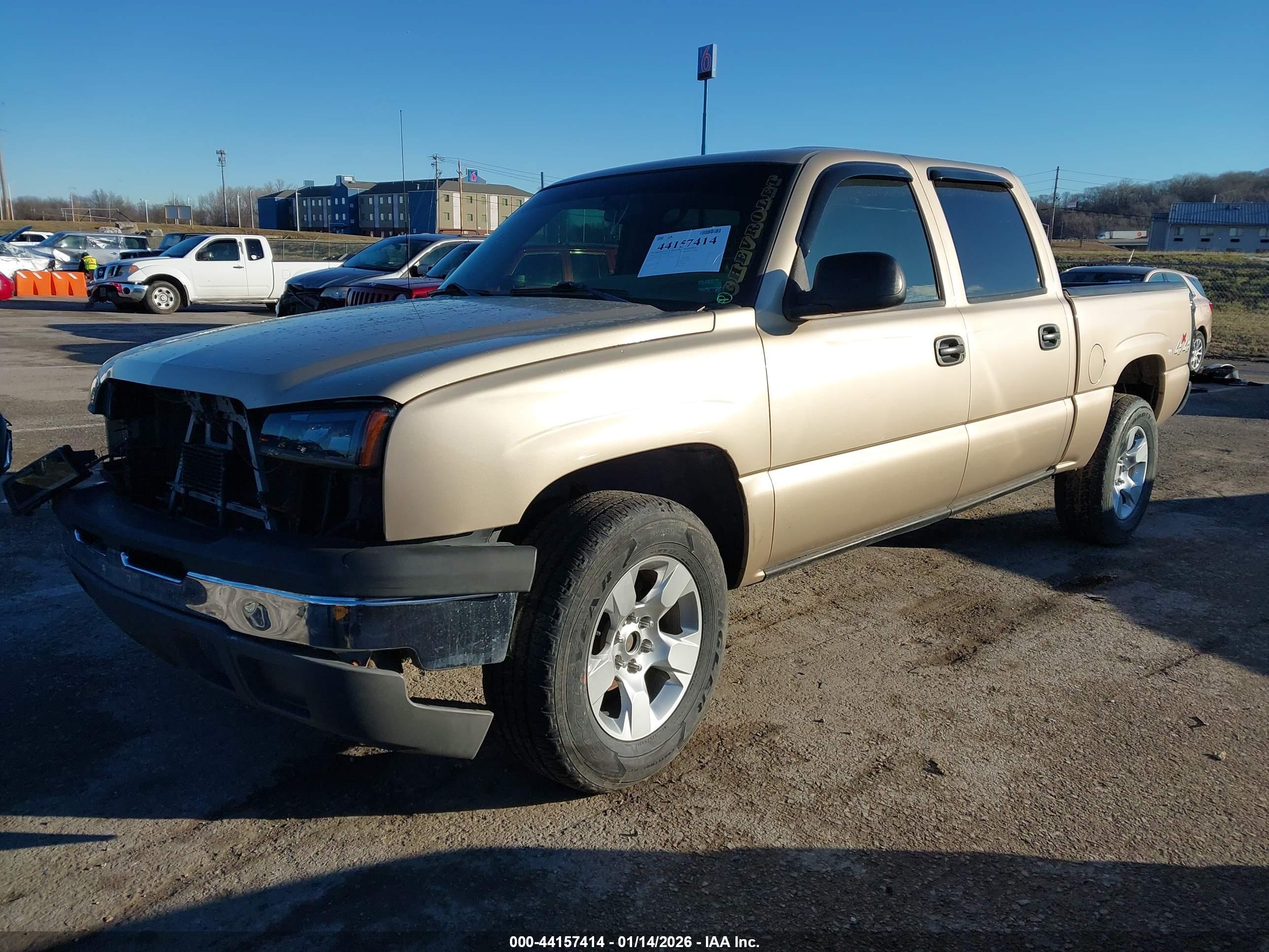 CHEVROLET SILVERADO image 2