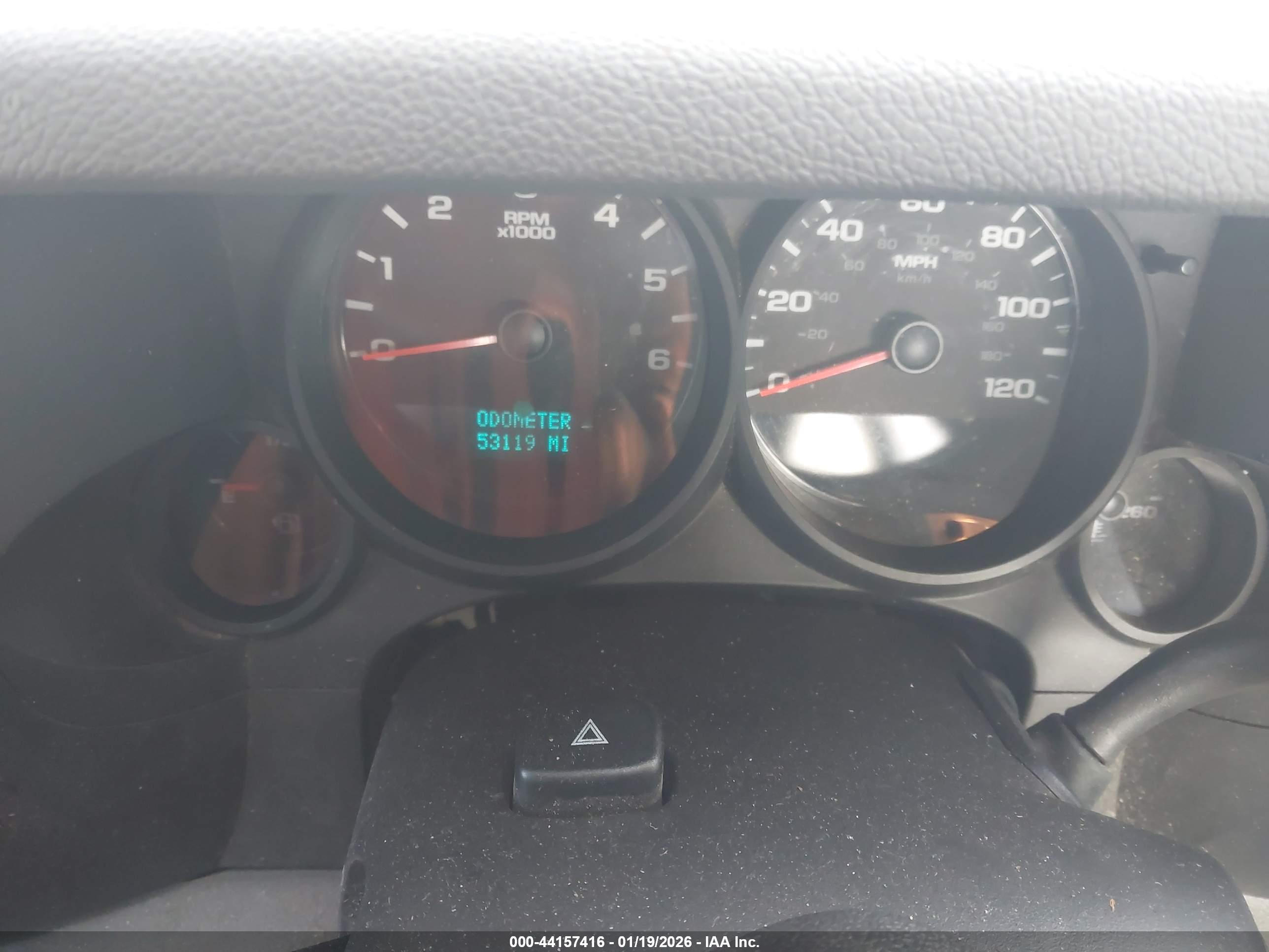 CHEVROLET SILVERADO image 7