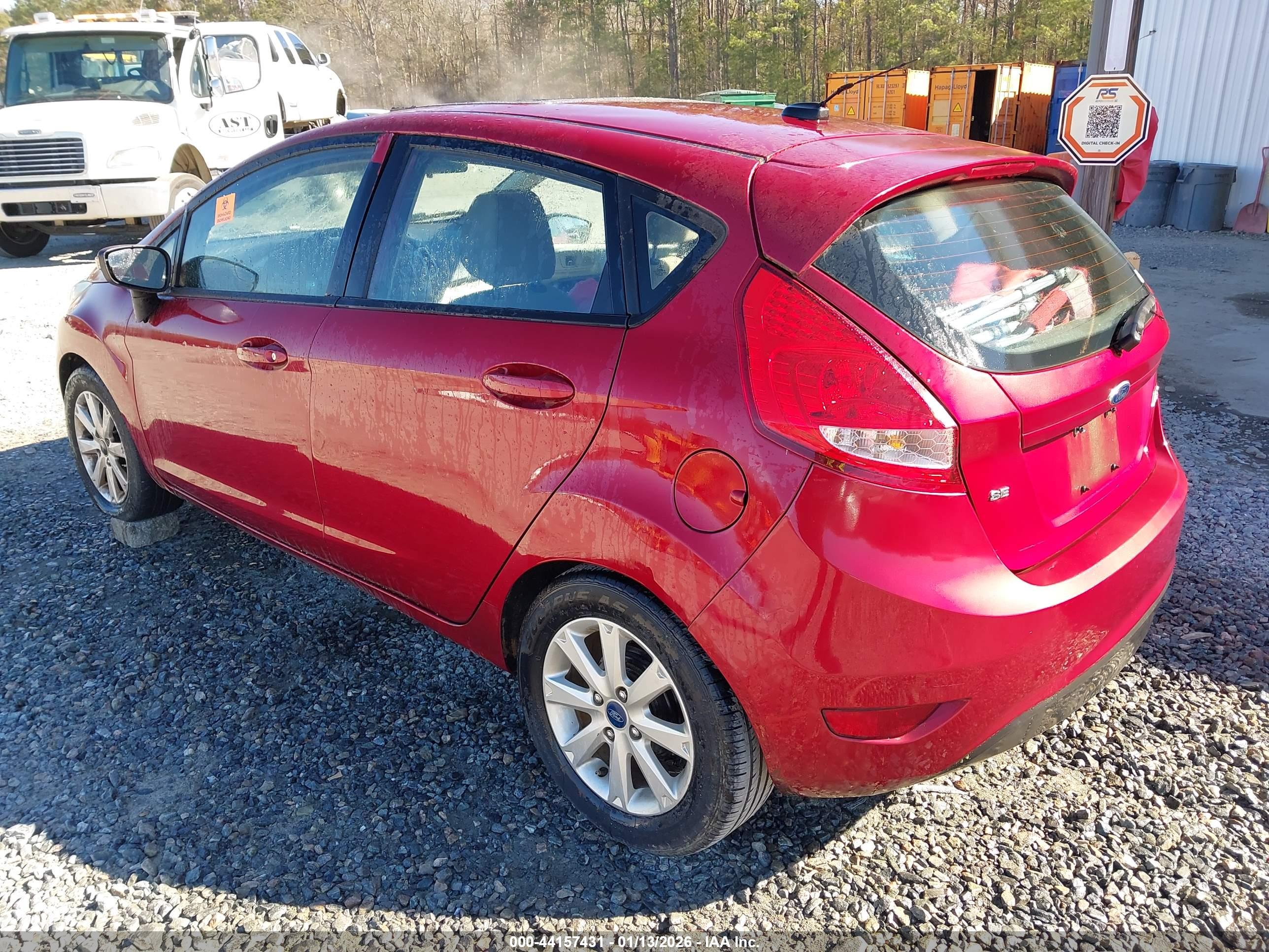 FORD FIESTA image 3