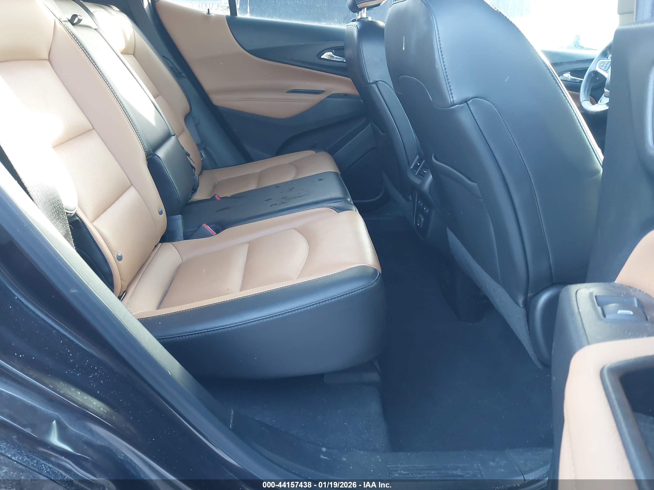 CHEVROLET EQUINOX image 8