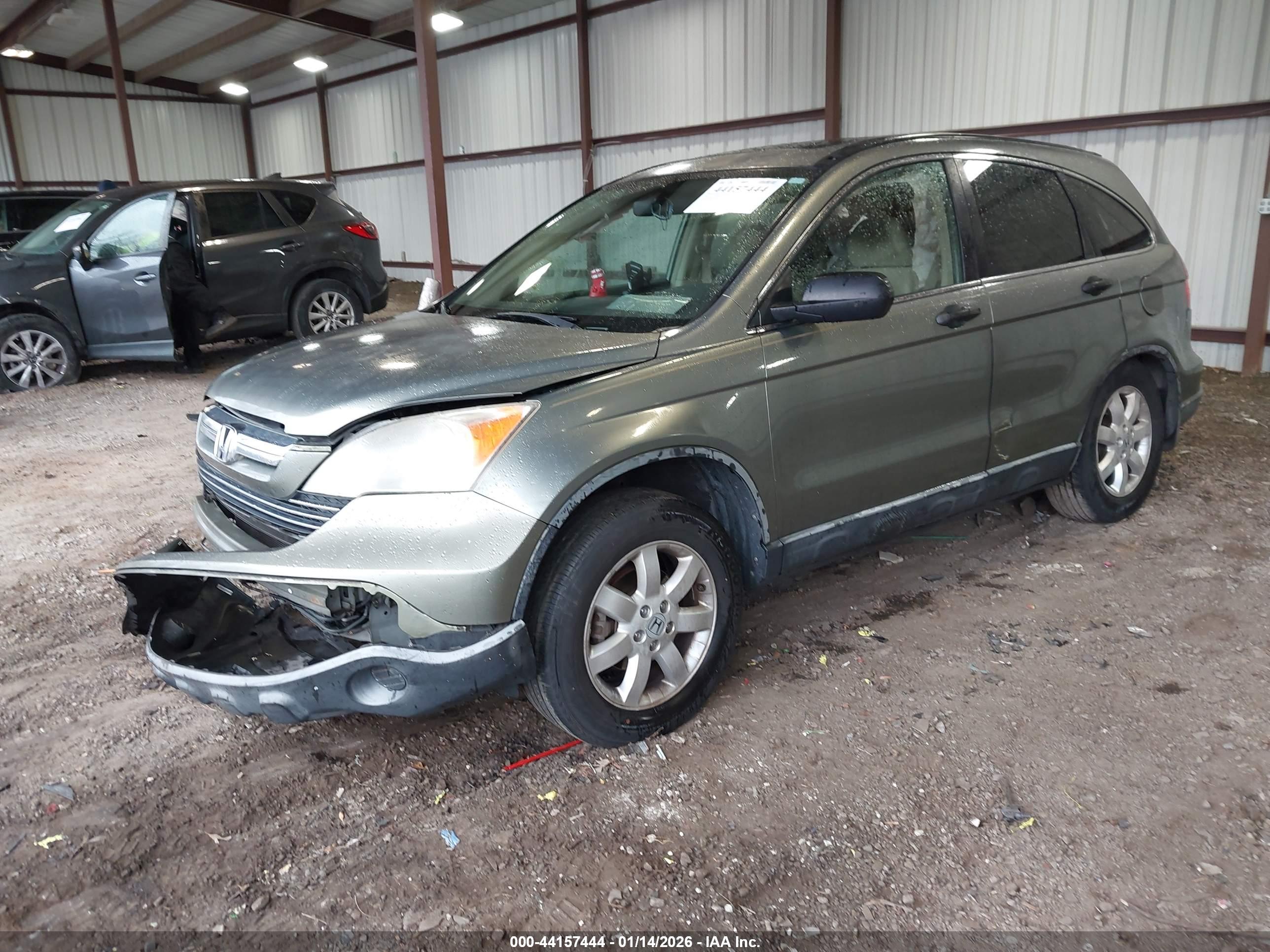 HONDA CR-V image 2