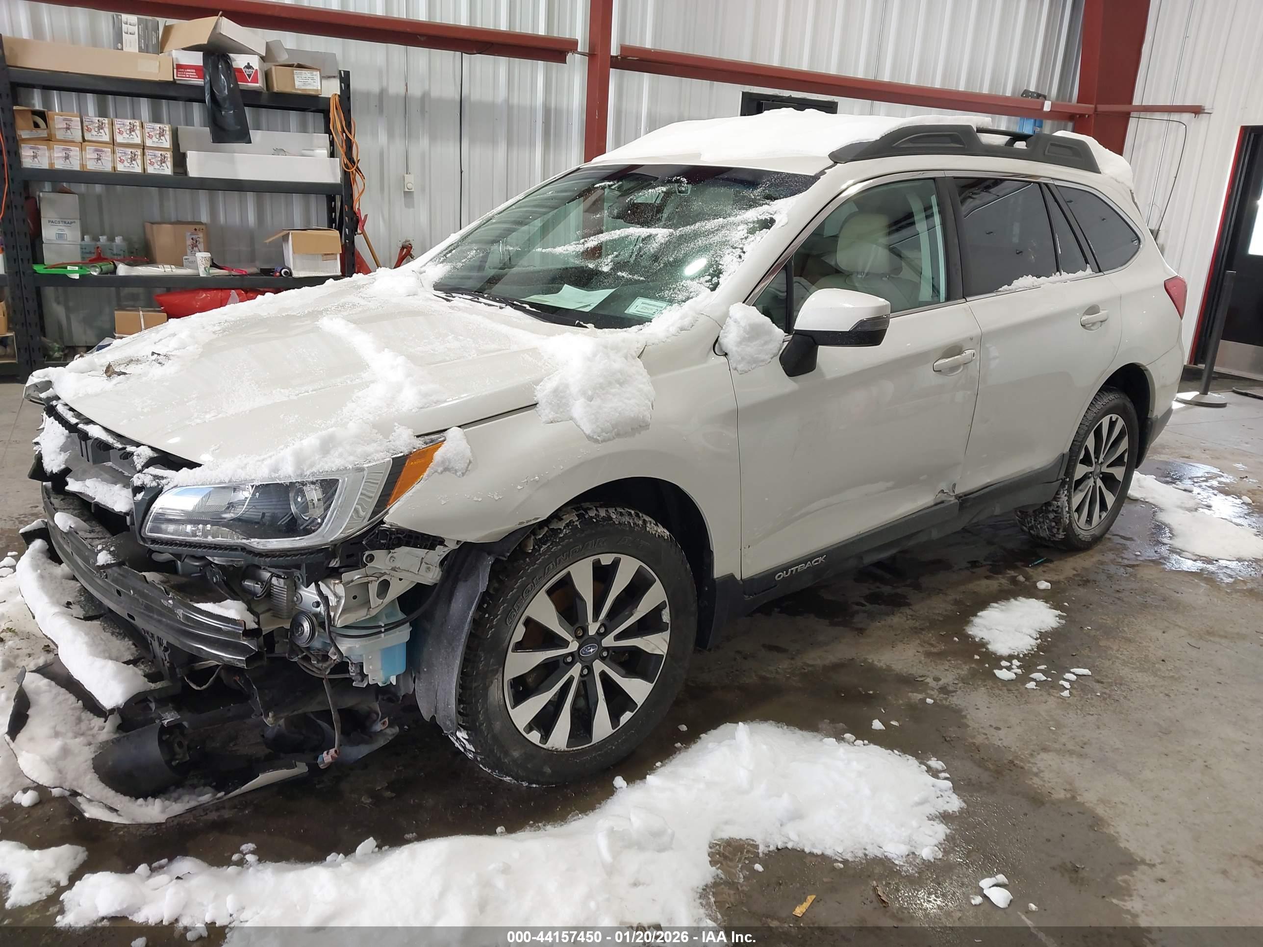 SUBARU OUTBACK image 2