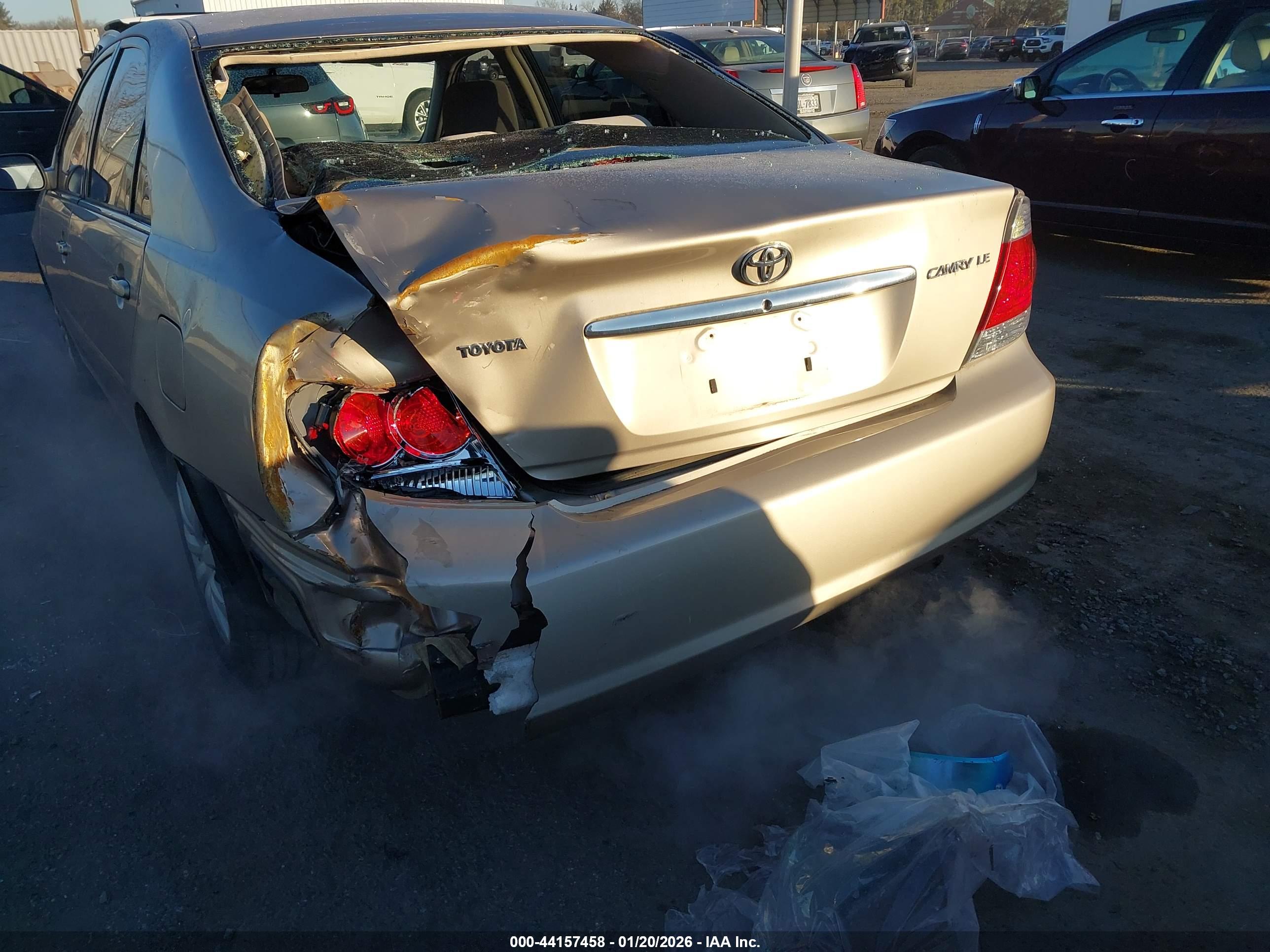 TOYOTA CAMRY image 6