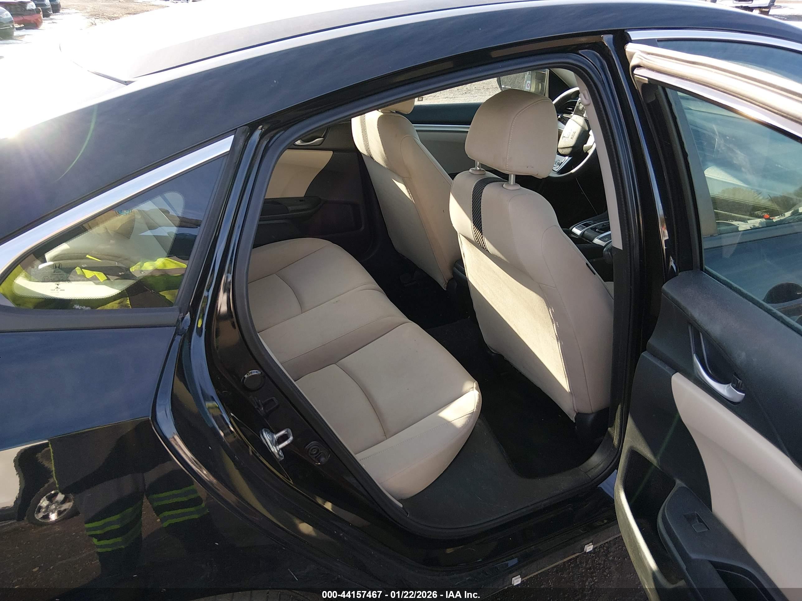 HONDA CIVIC image 8