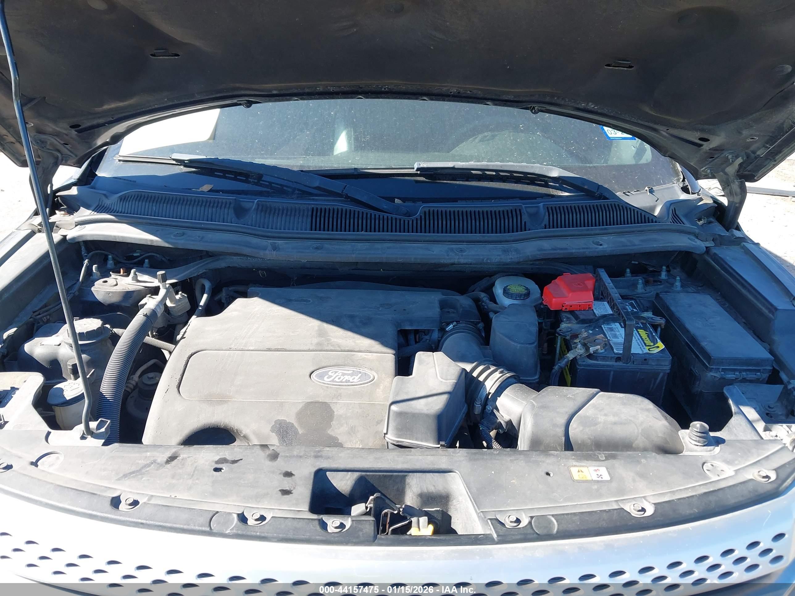FORD EXPLORER image 10