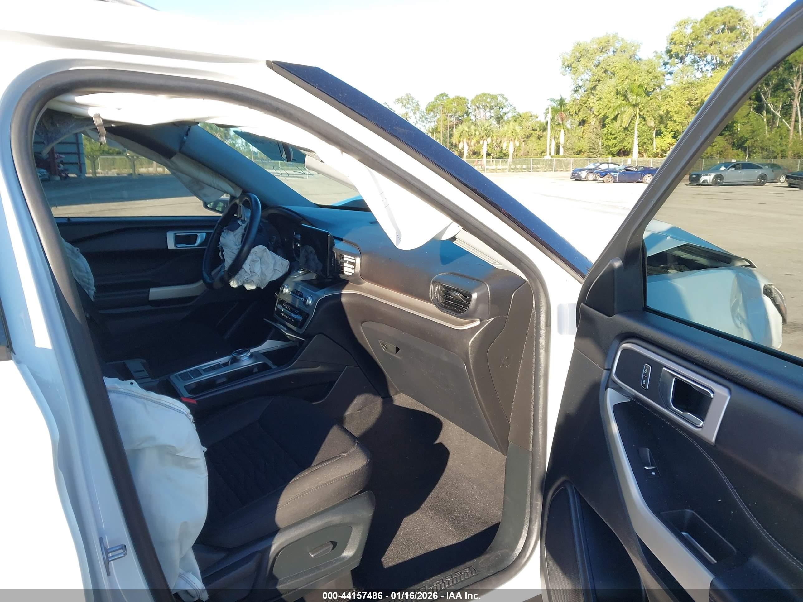 FORD EXPLORER image 5