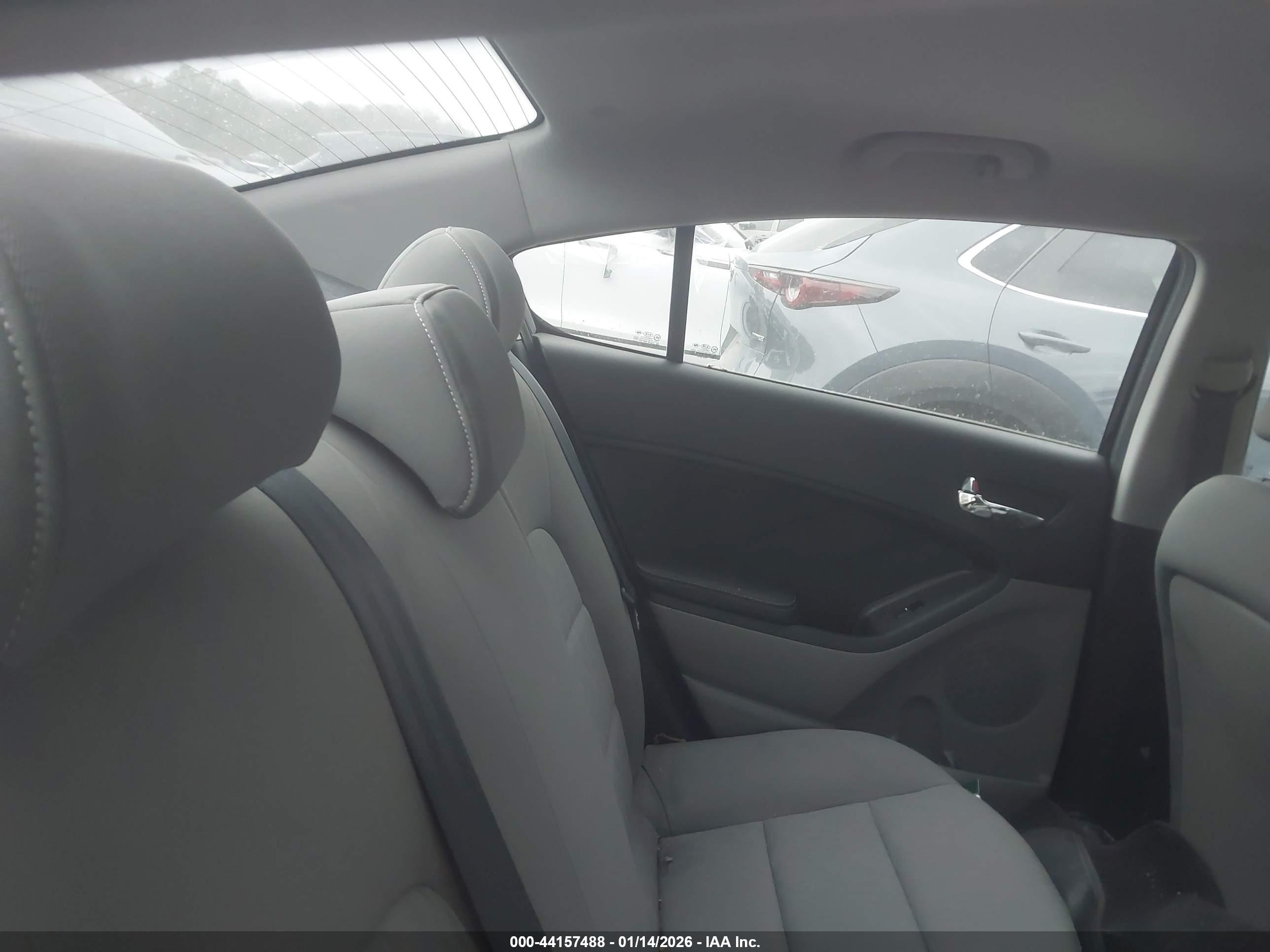 KIA FORTE image 8
