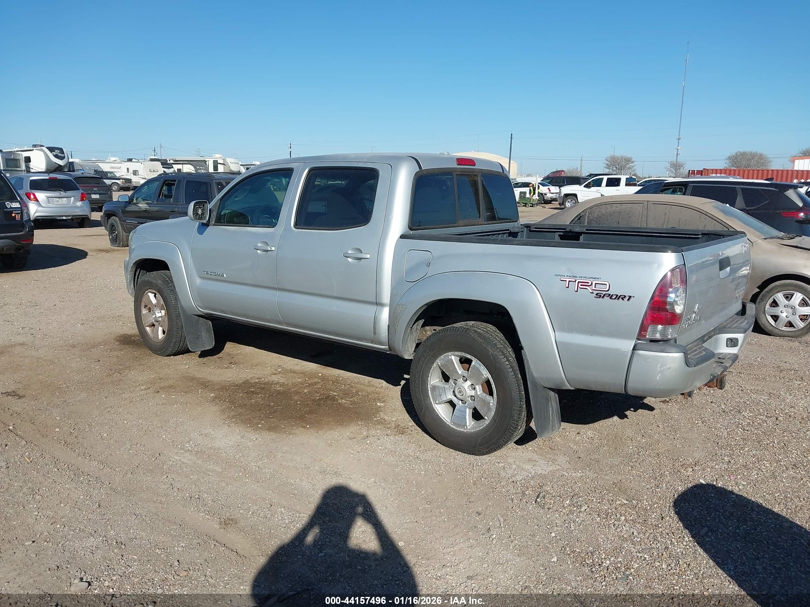 TOYOTA TACOMA image 3
