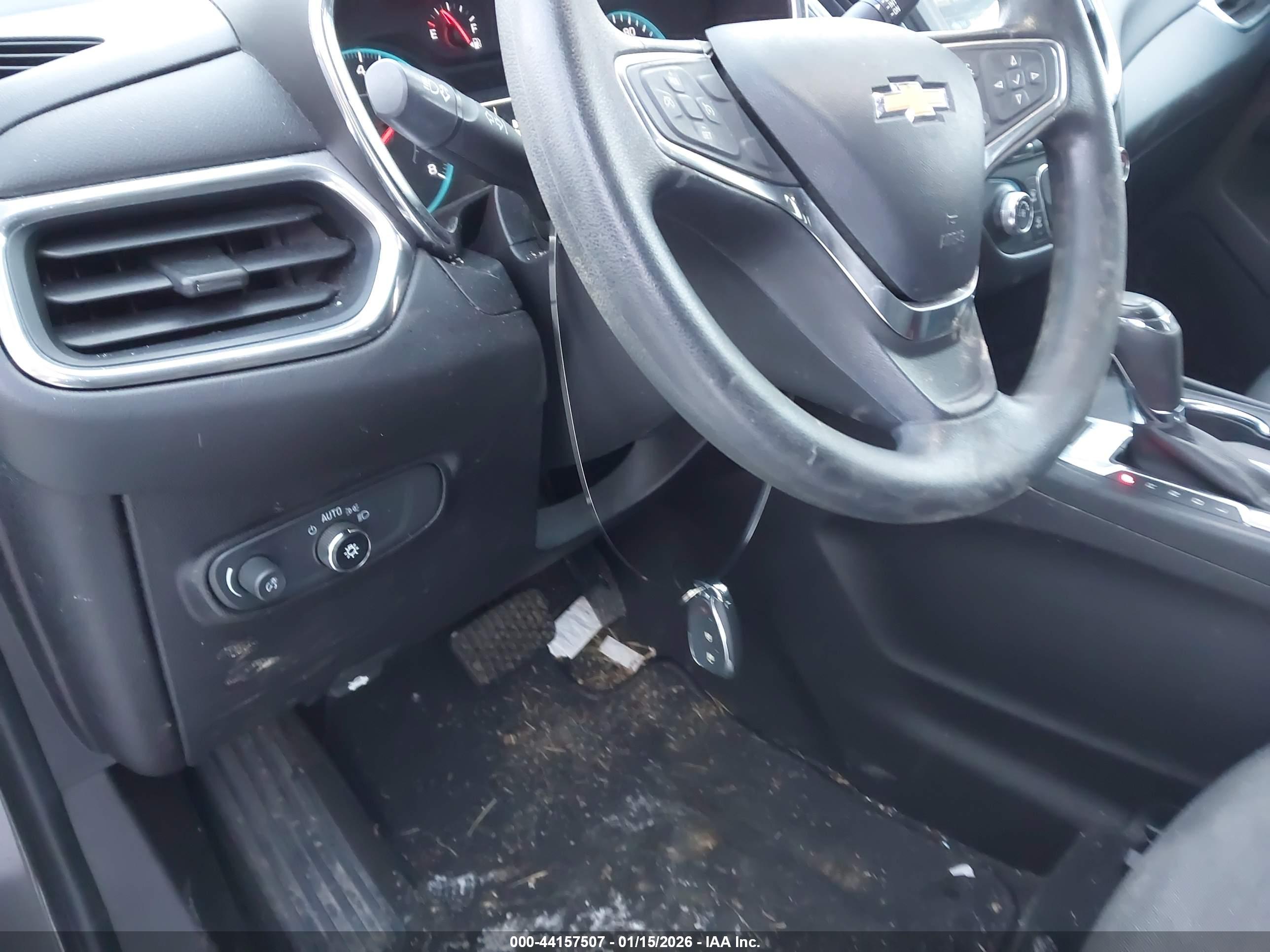 CHEVROLET EQUINOX image 11