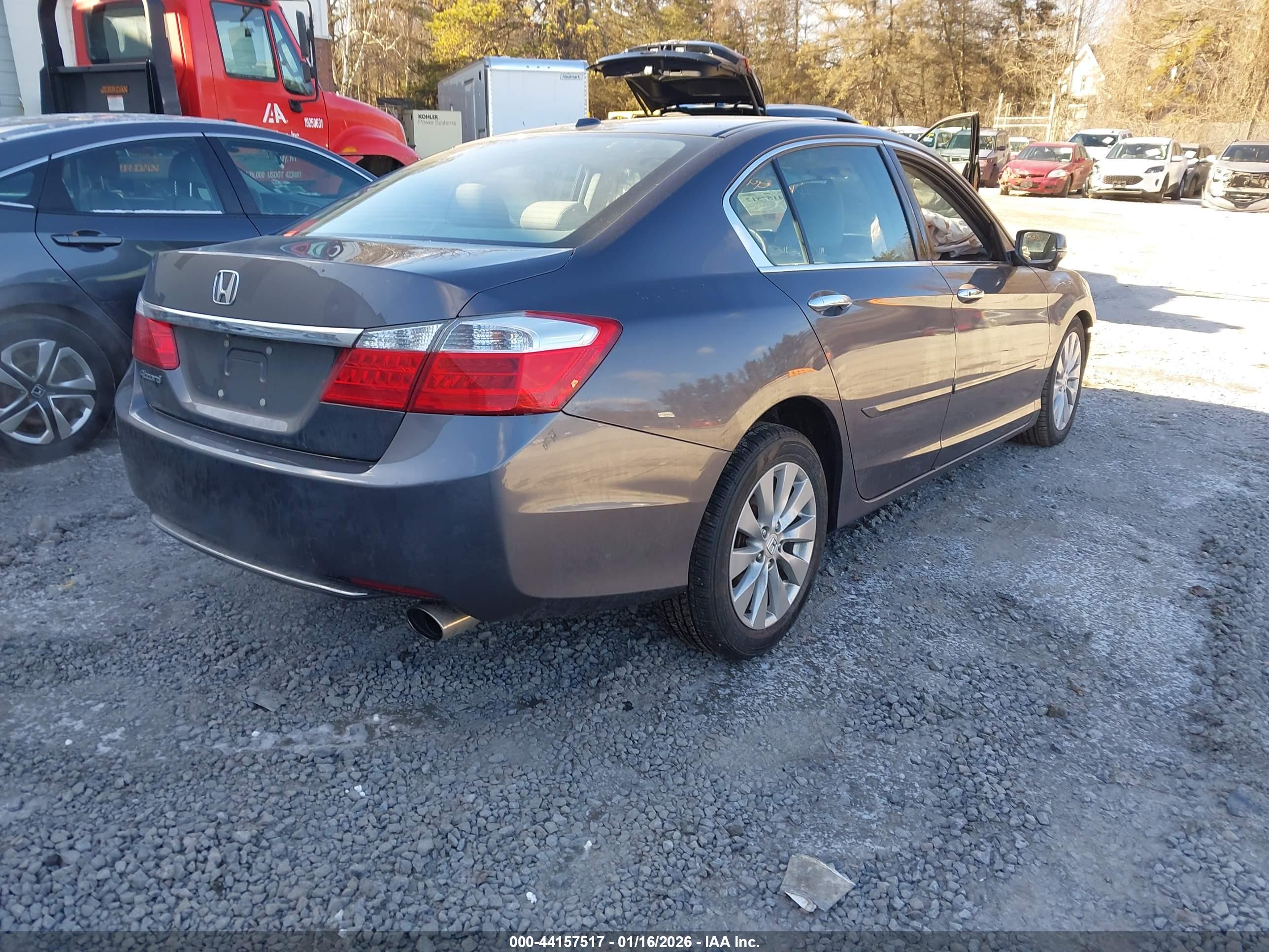 HONDA ACCORD image 4