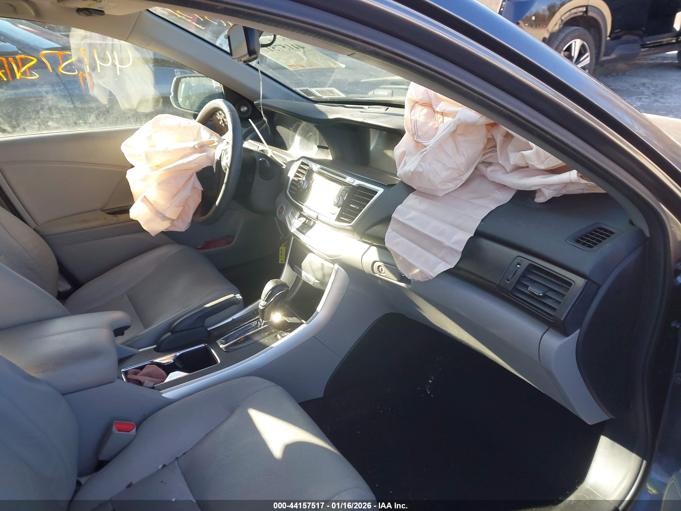 HONDA ACCORD image 5