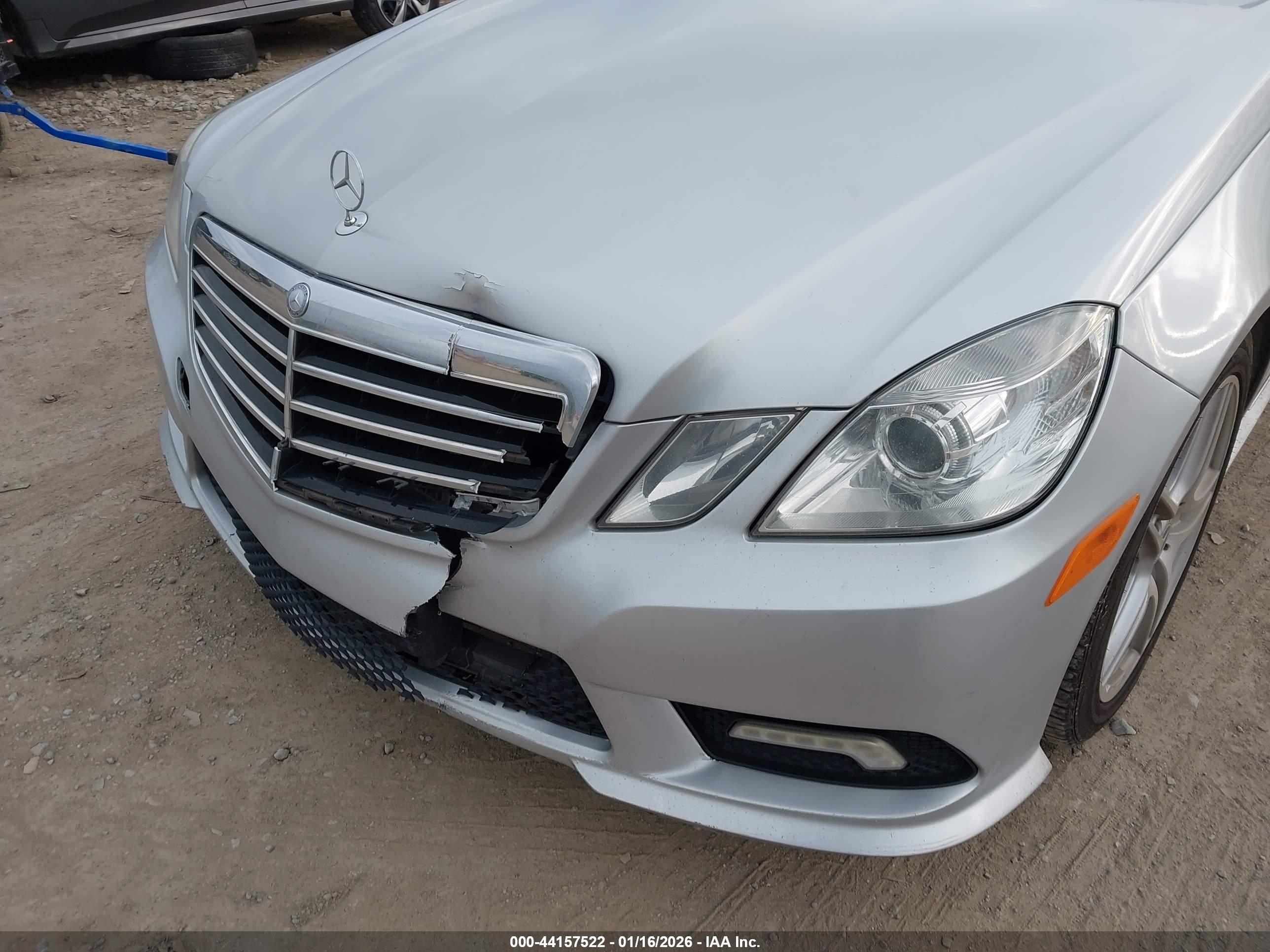 MERCEDES-BENZ E image 6