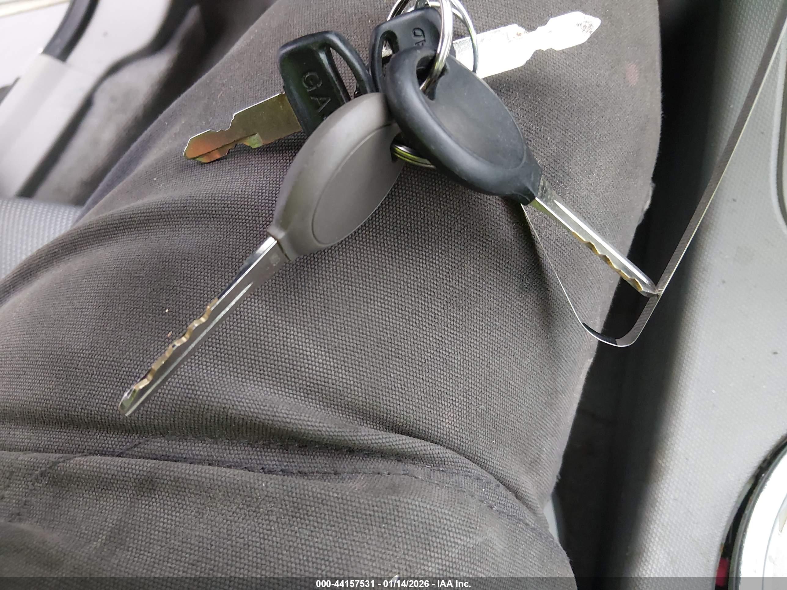 CHRYSLER SEBRING image 11