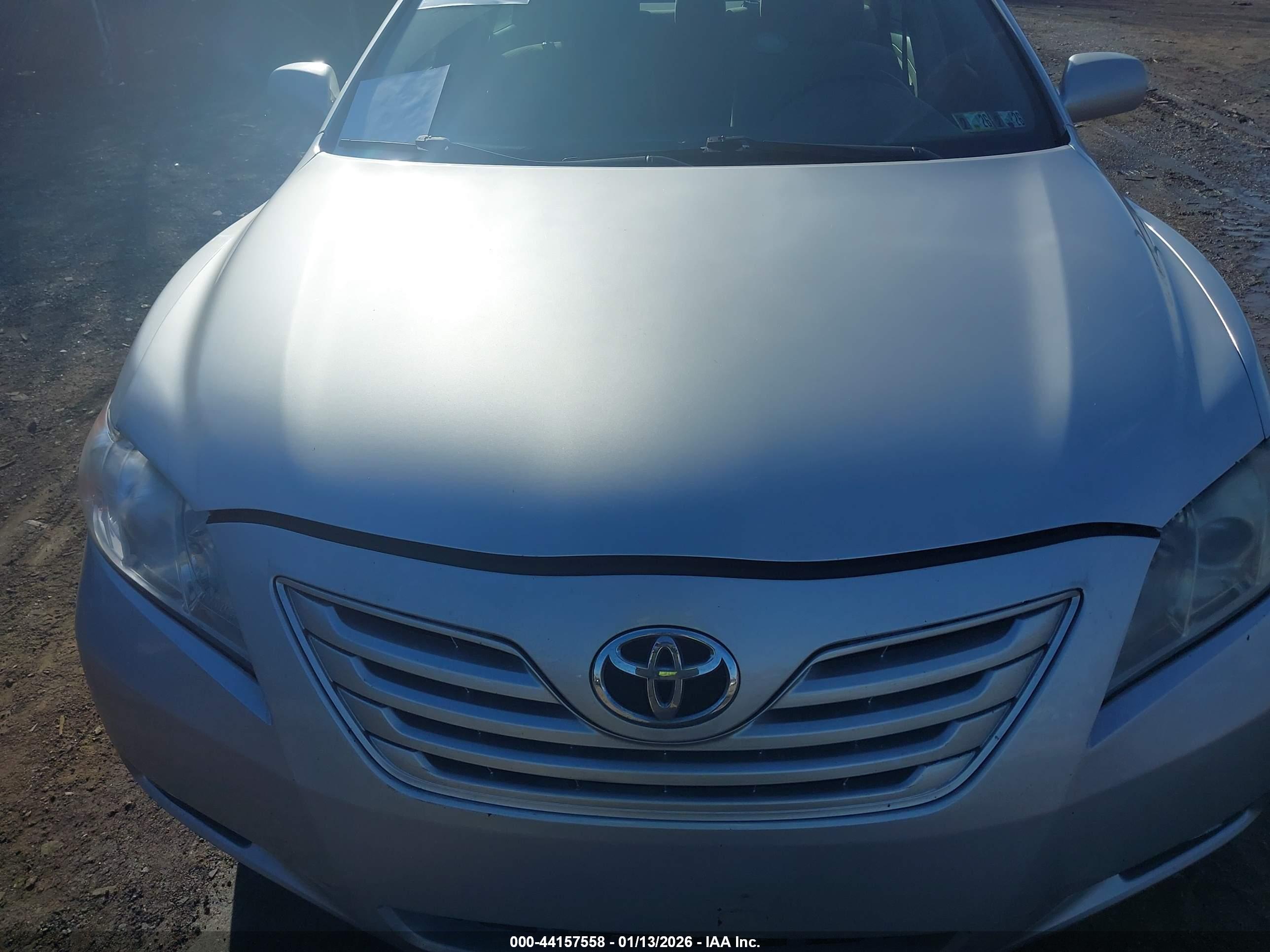 TOYOTA CAMRY image 6