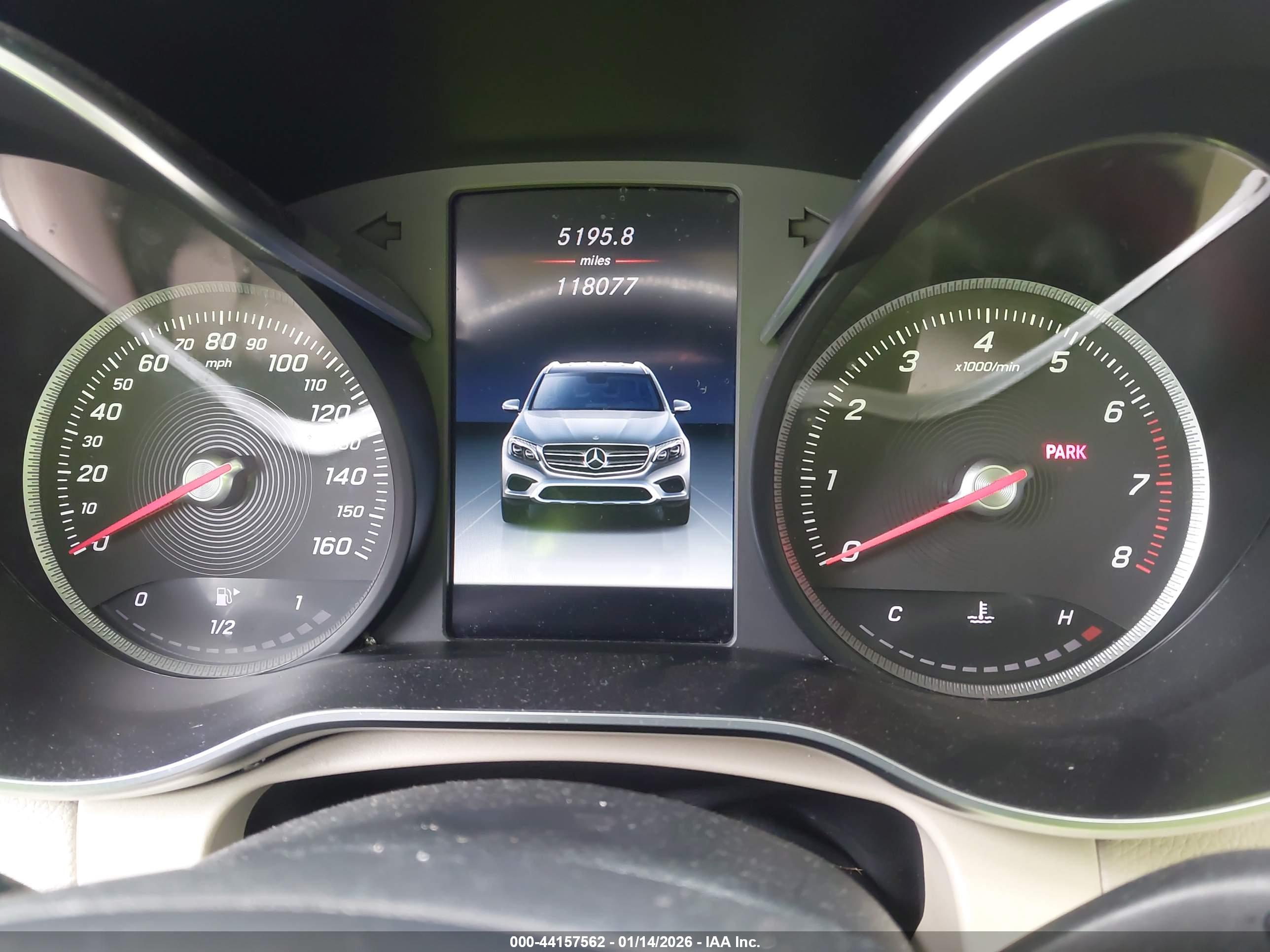 MERCEDES-BENZ GLC image 7