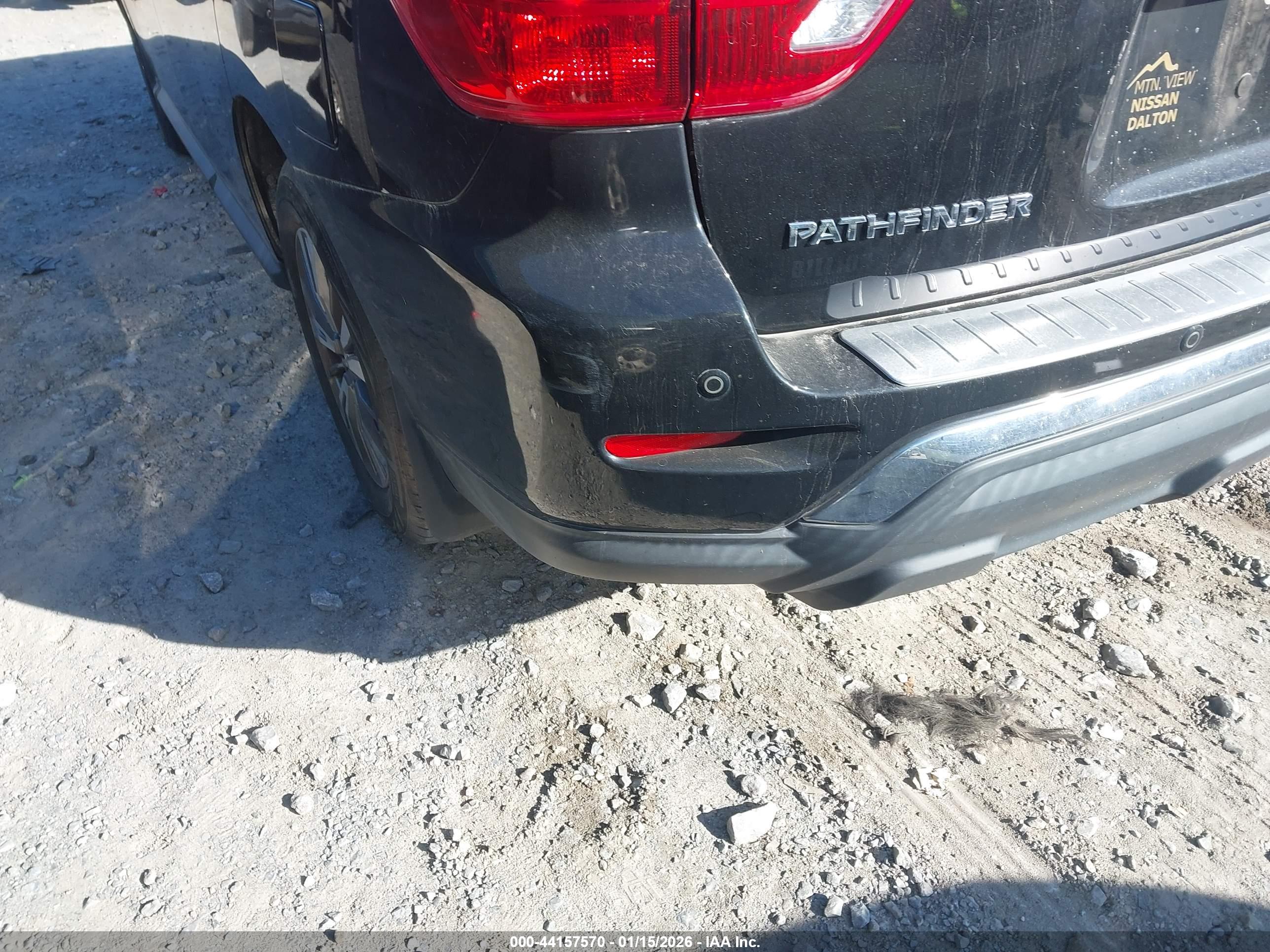 NISSAN PATHFINDER image 6