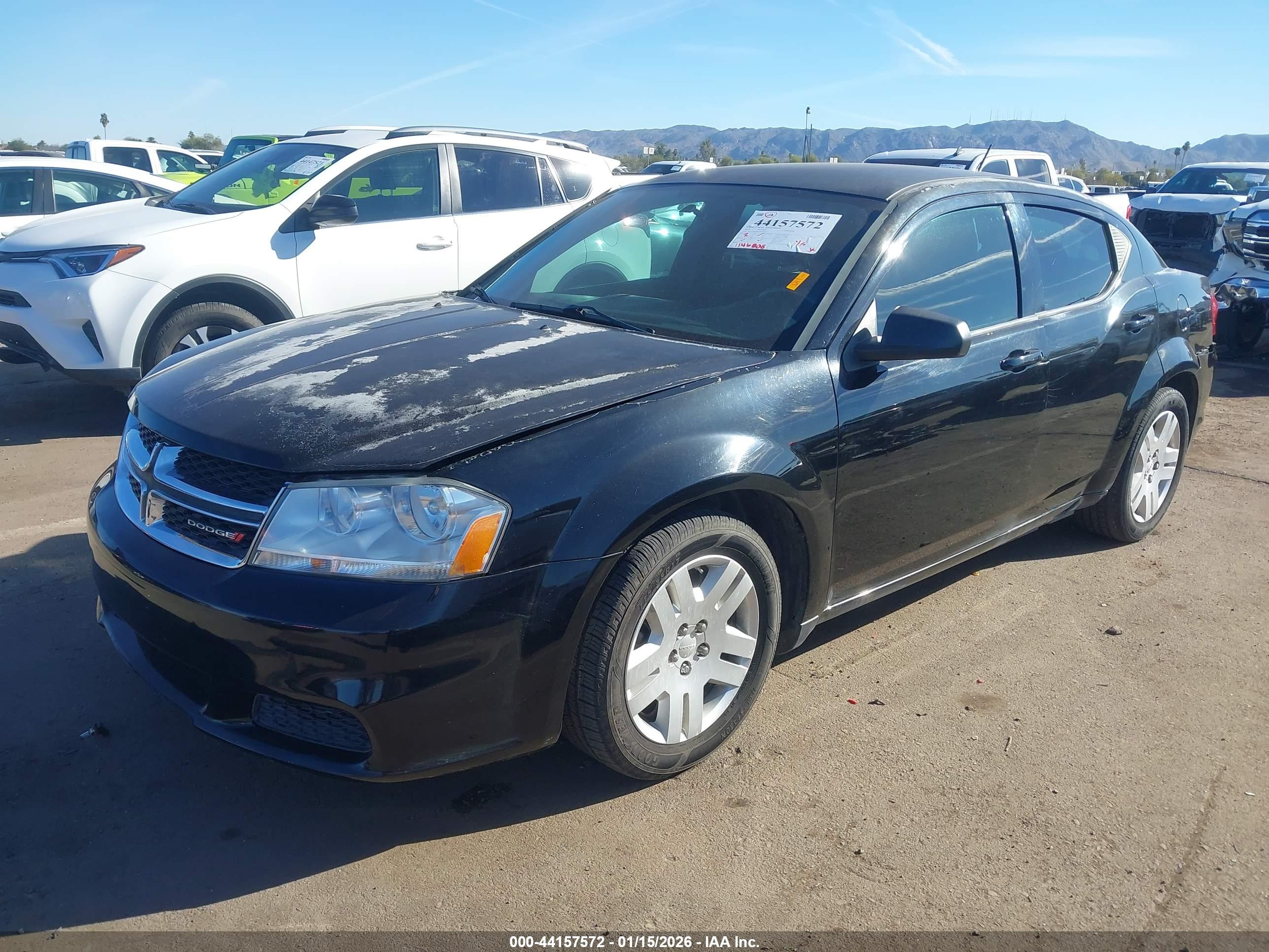 DODGE AVENGER image 2