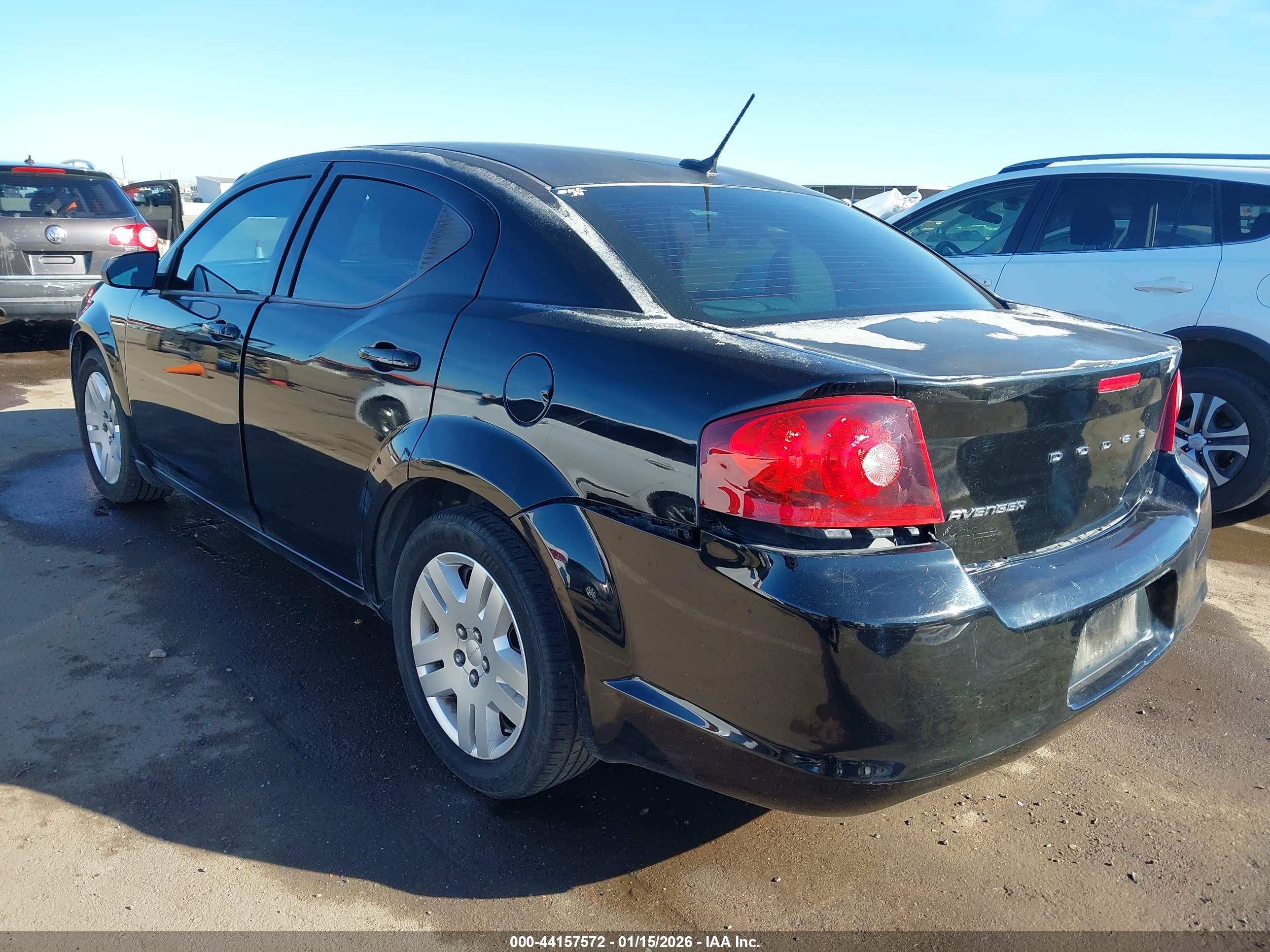 DODGE AVENGER image 3