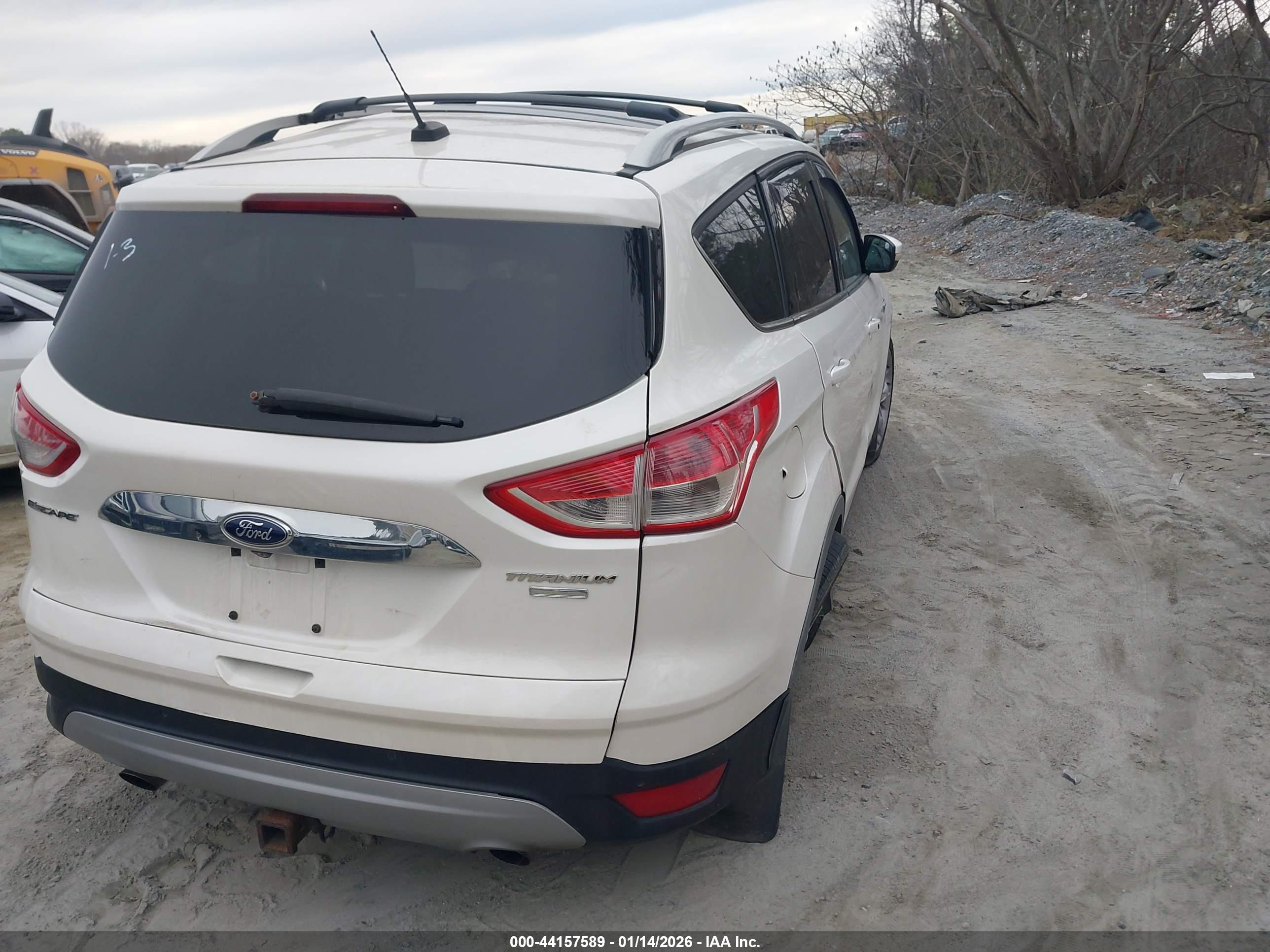 FORD ESCAPE image 4
