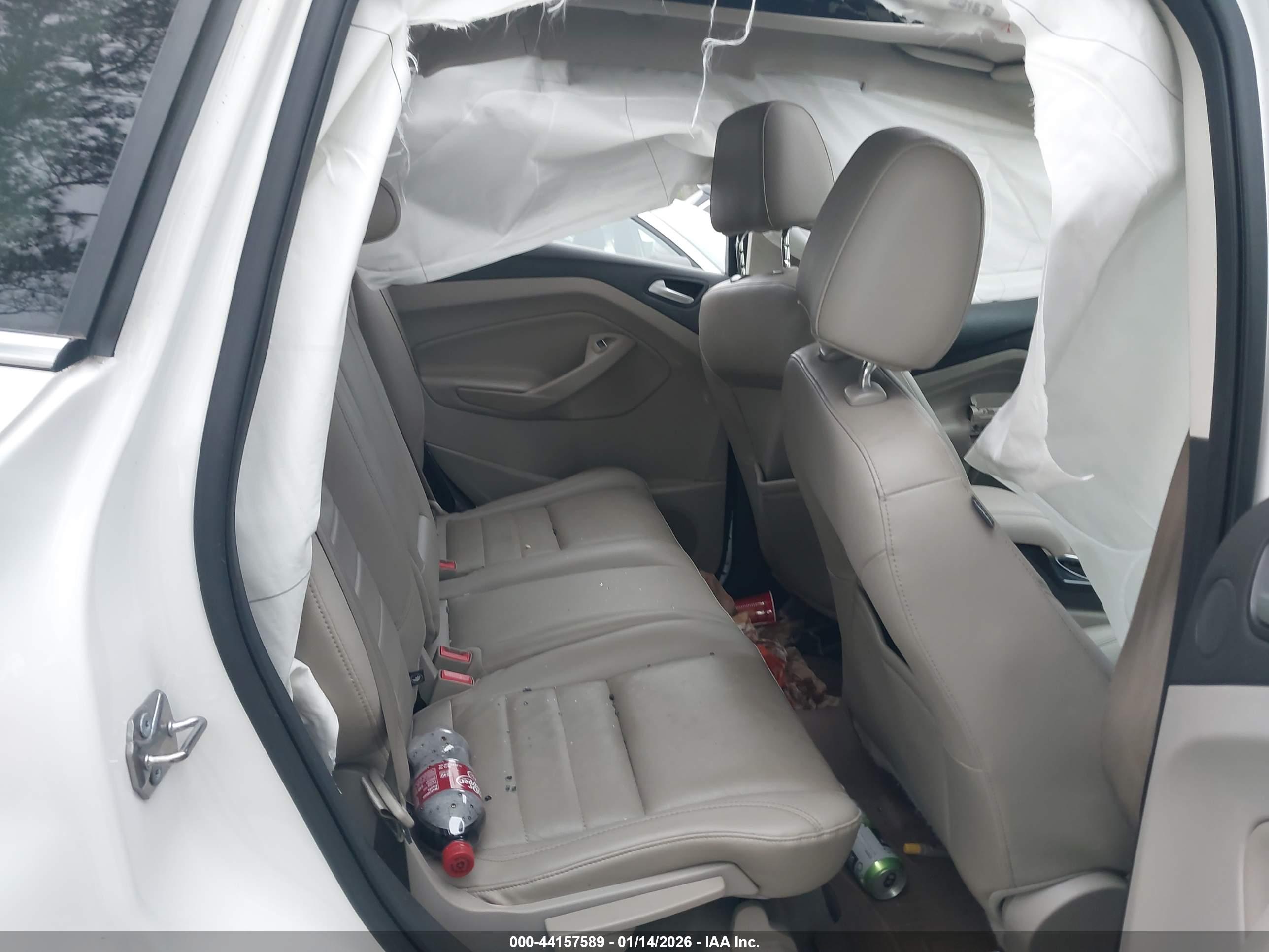 FORD ESCAPE image 8