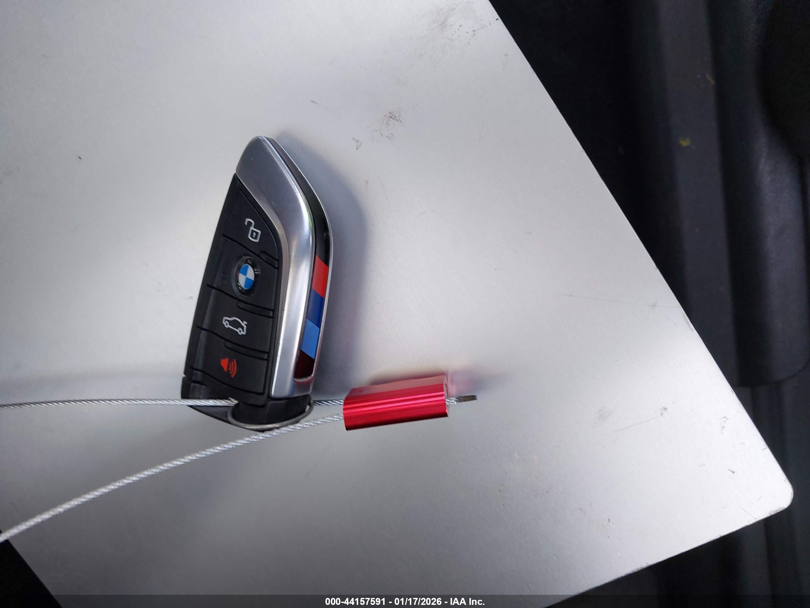 BMW M2 image 11