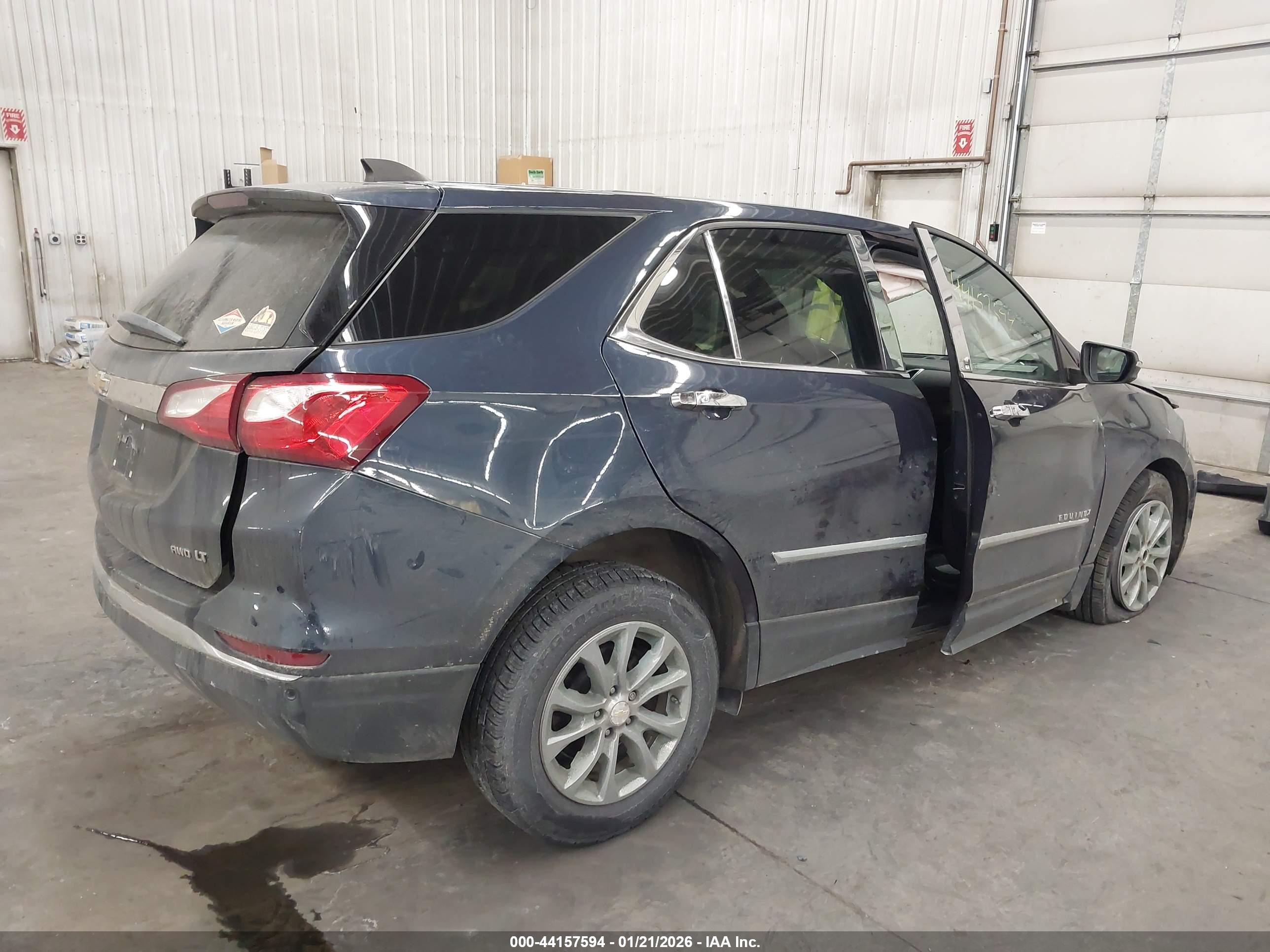 CHEVROLET EQUINOX image 4