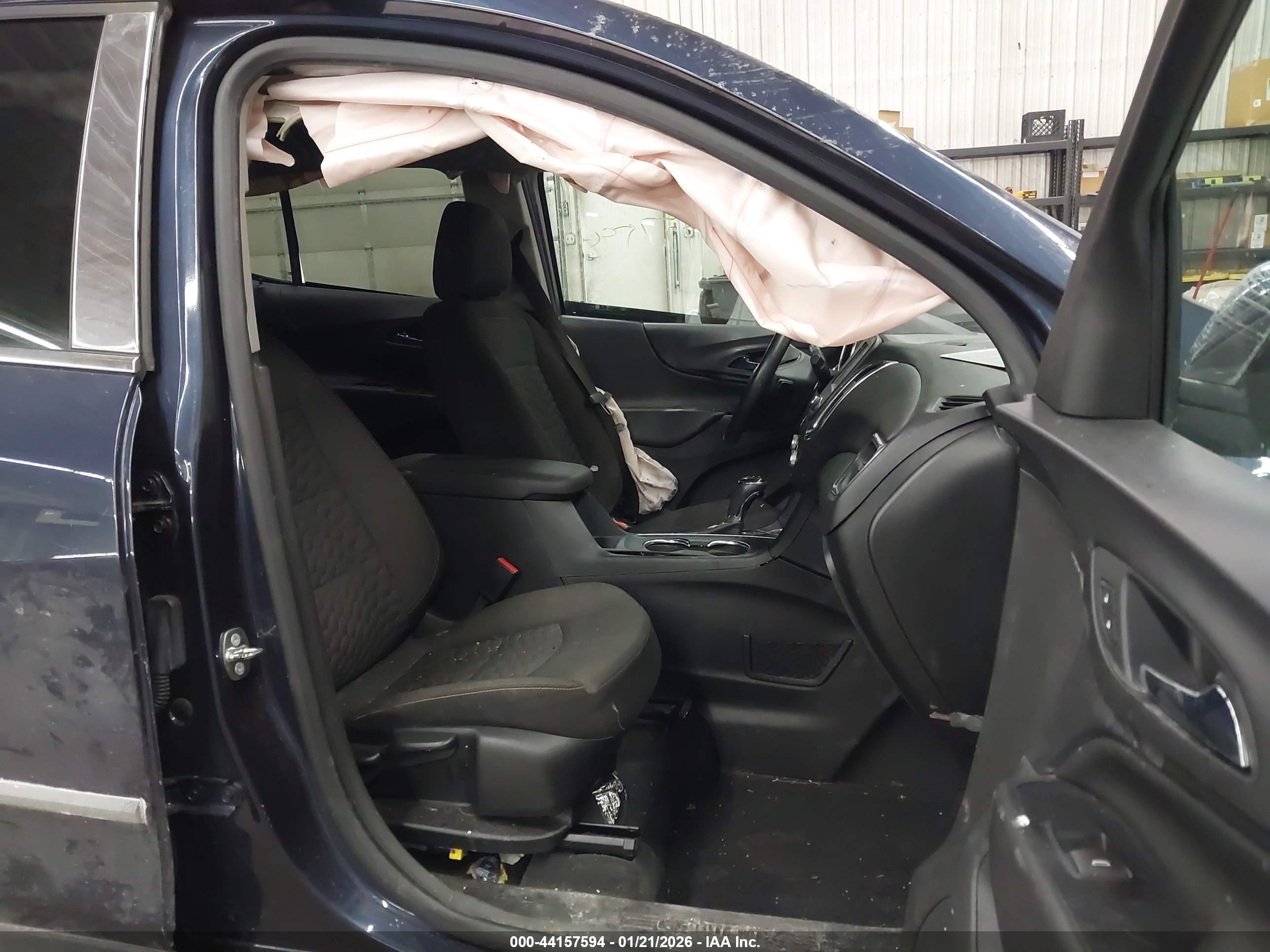 CHEVROLET EQUINOX image 5
