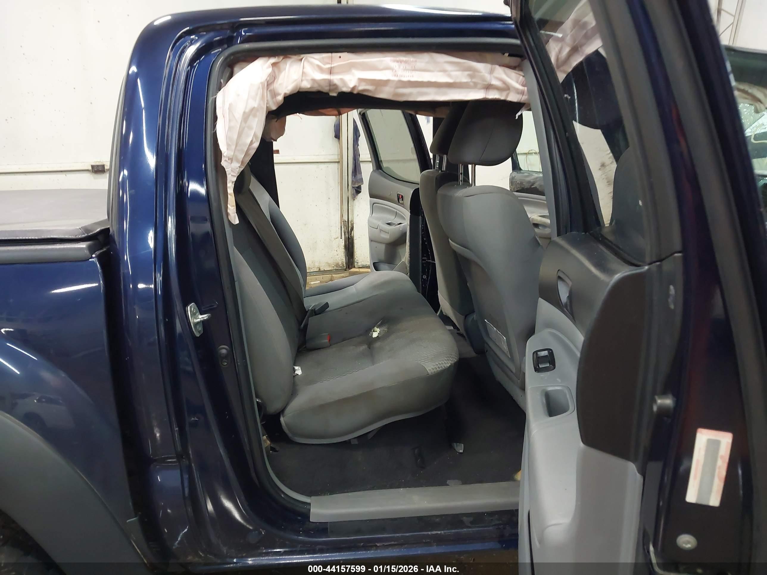 TOYOTA TACOMA image 8