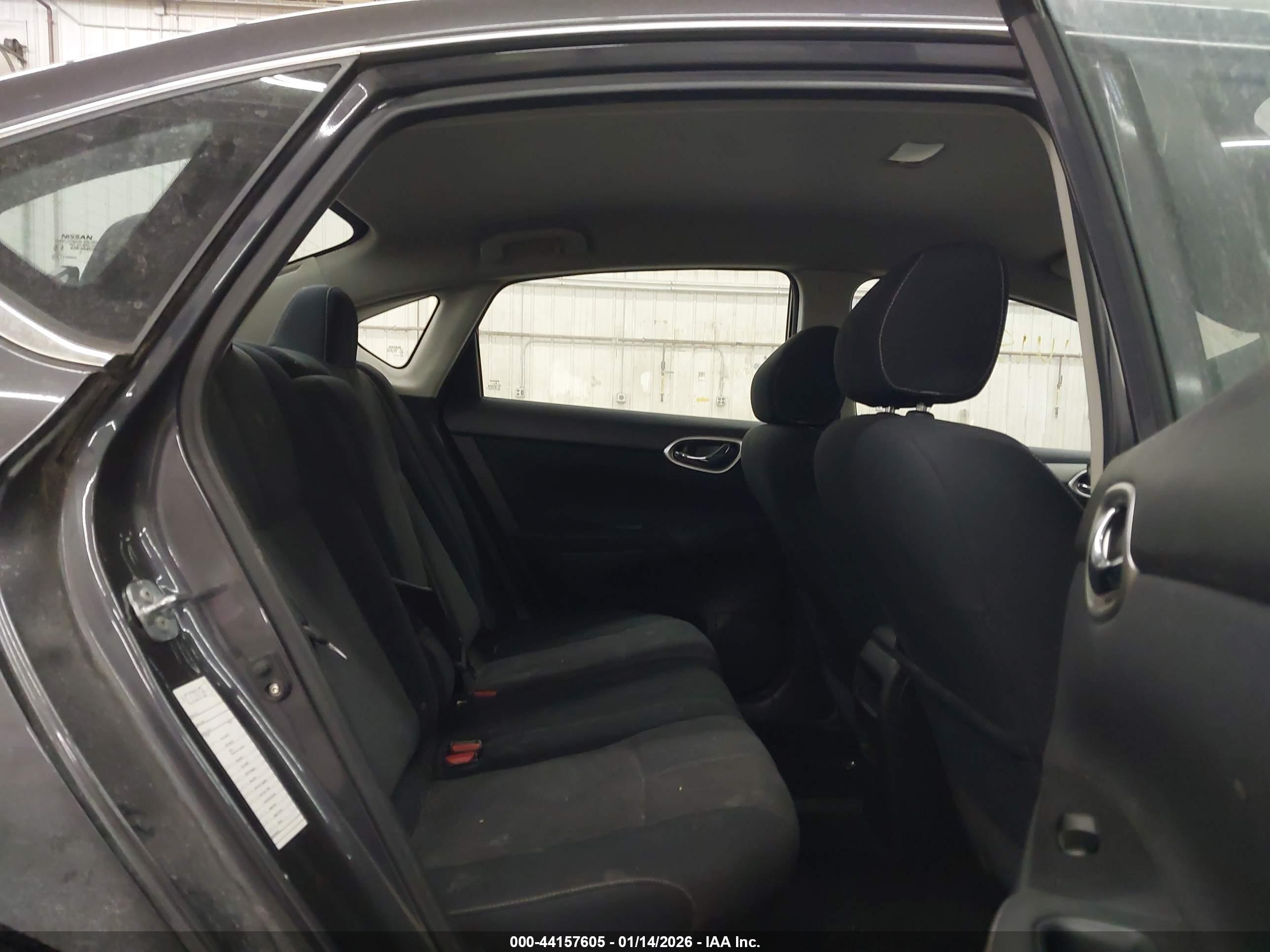 NISSAN SENTRA image 8