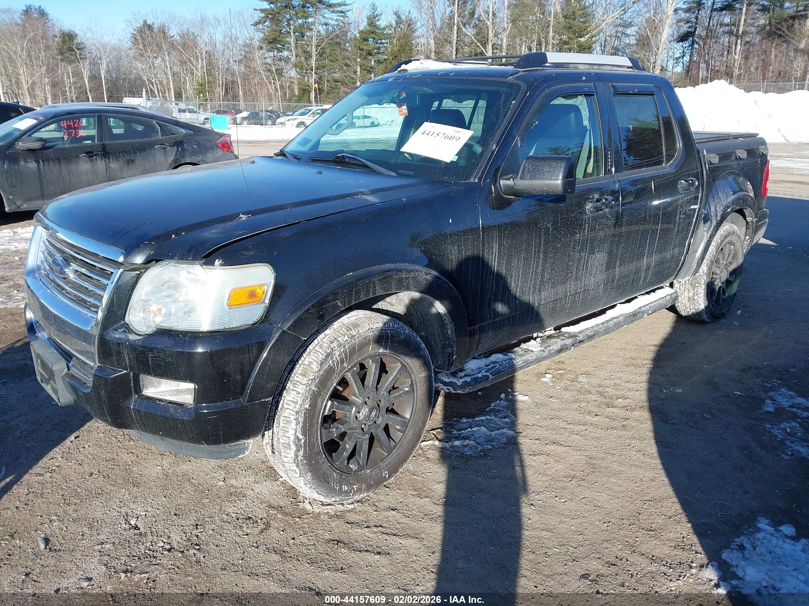 FORD EXPLORER image 2