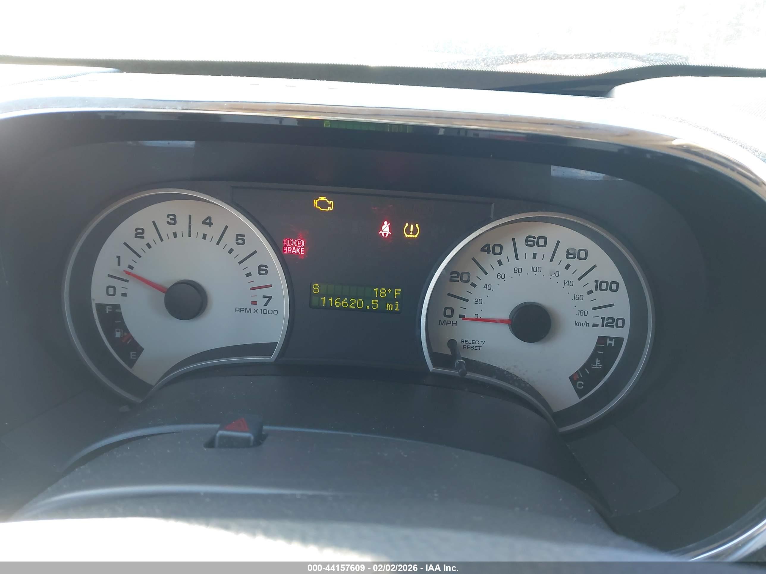 FORD EXPLORER image 7