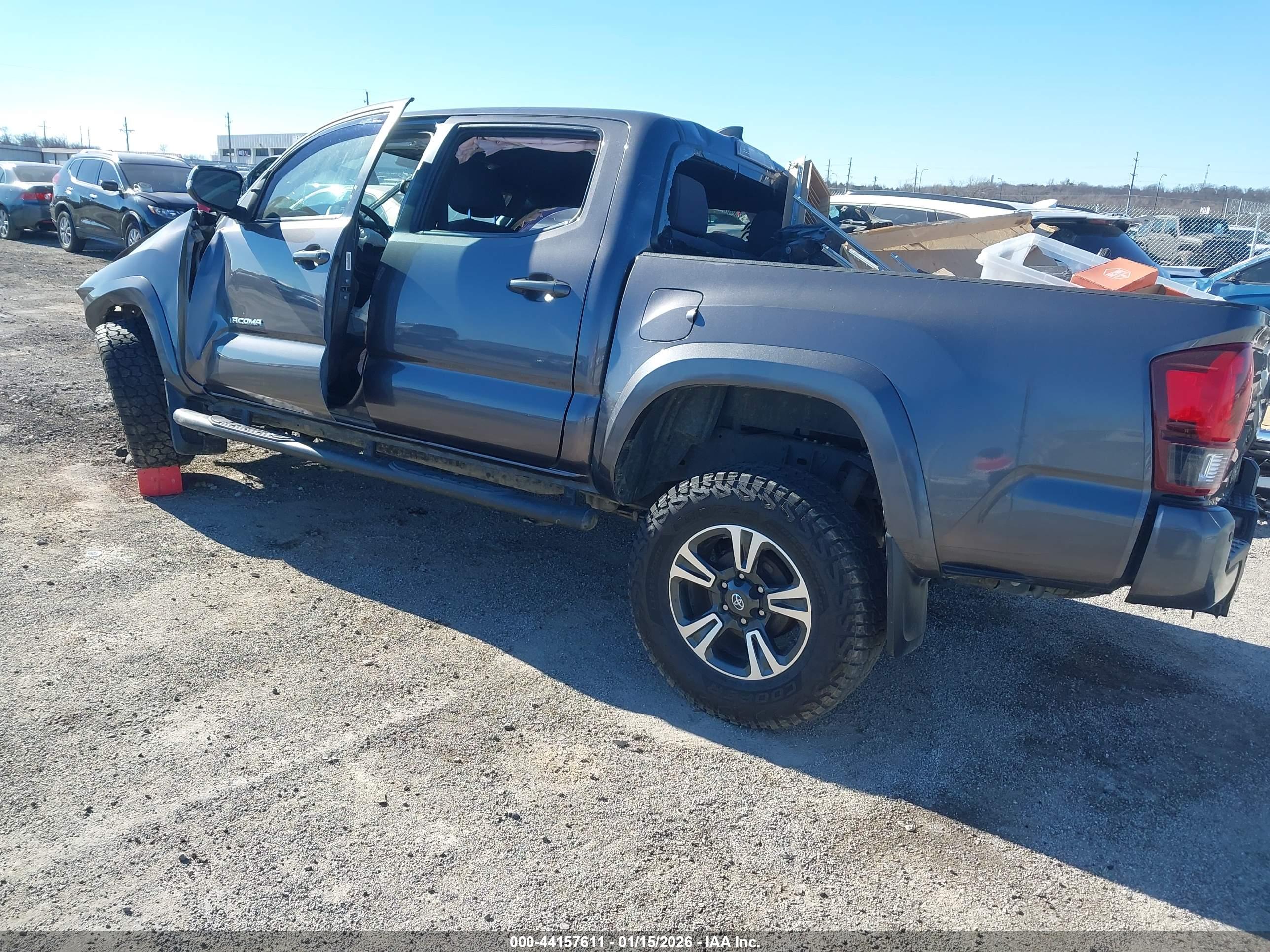 TOYOTA TACOMA image 3