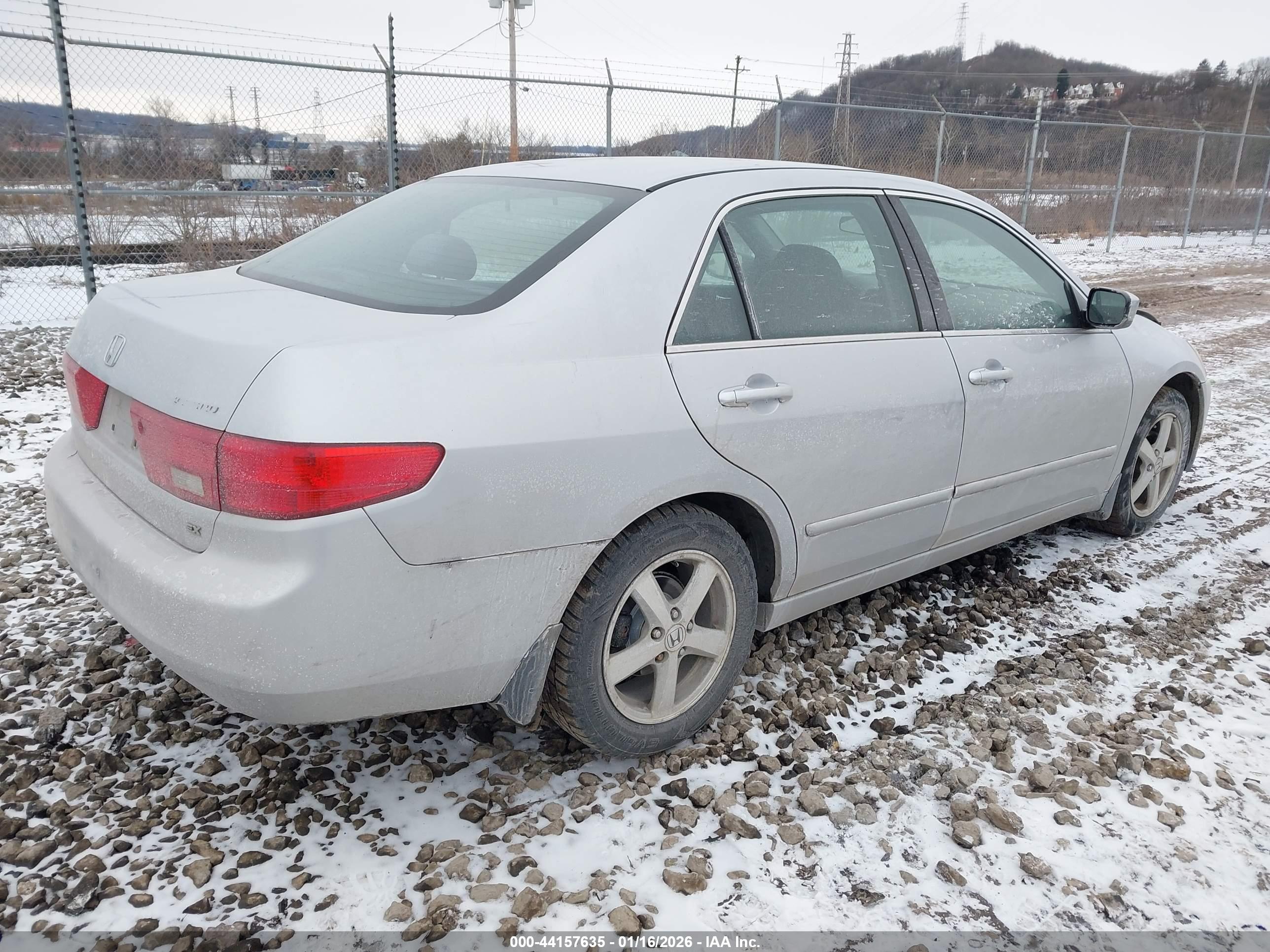 HONDA ACCORD image 4