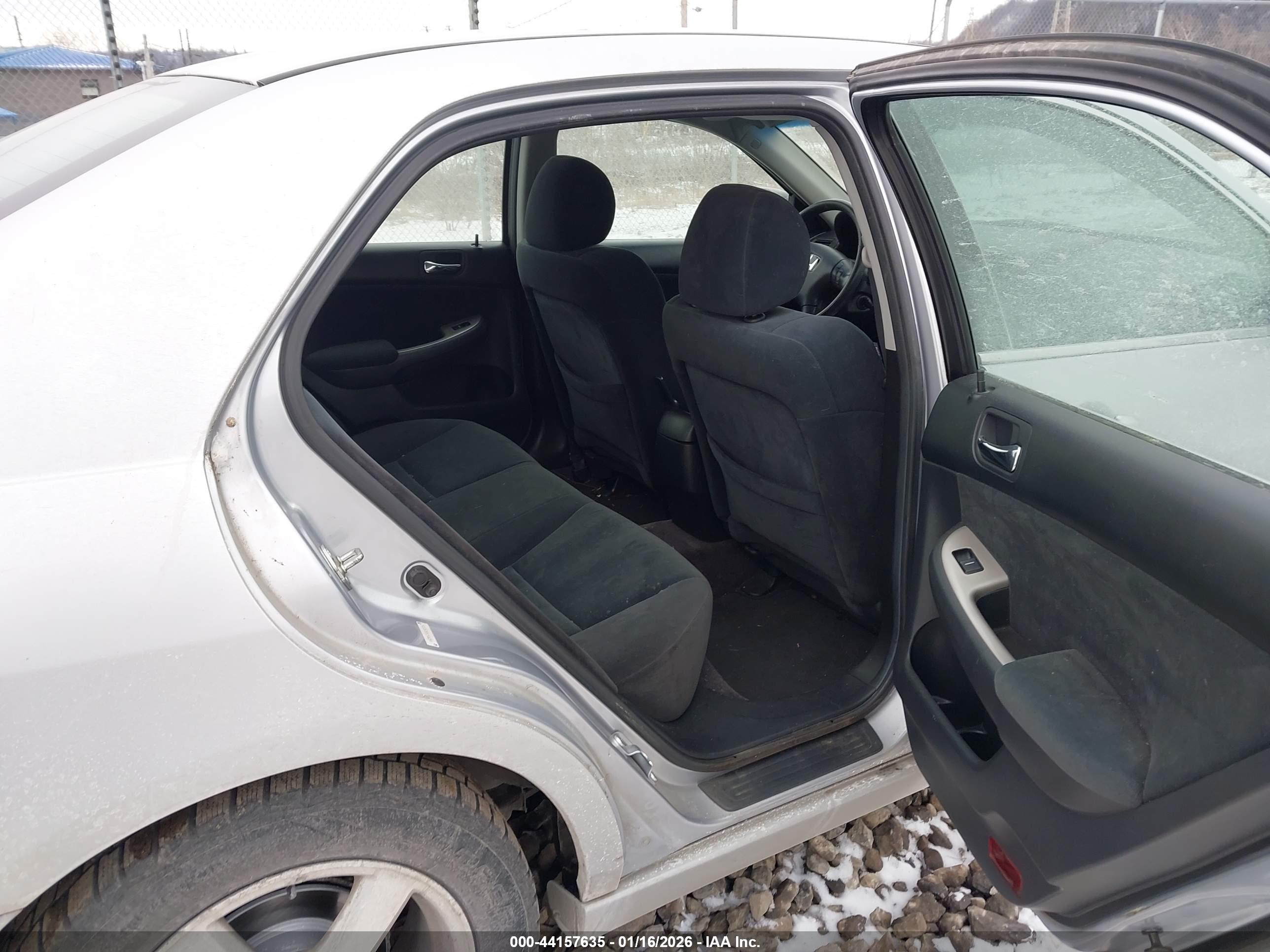 HONDA ACCORD image 8