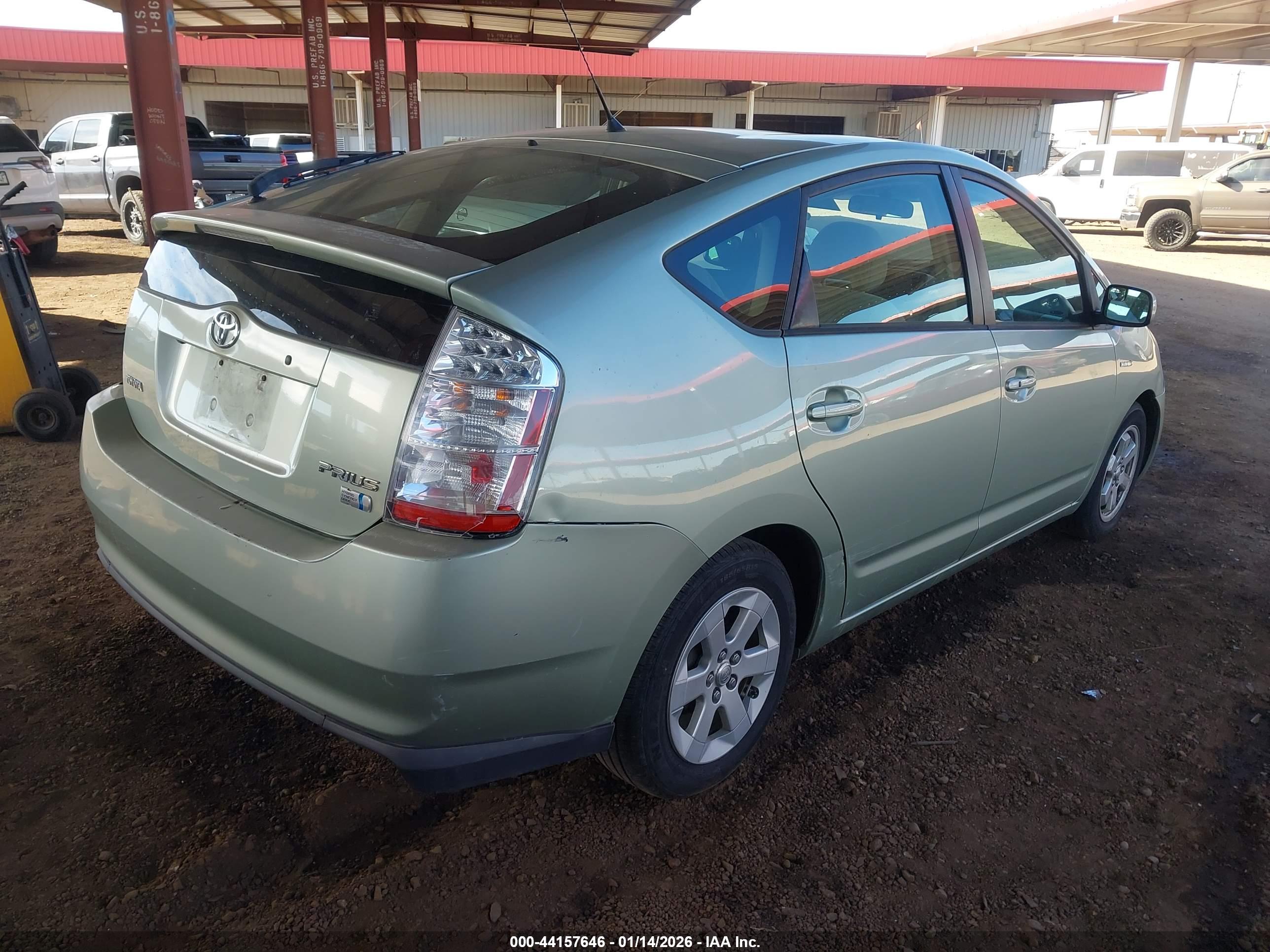 TOYOTA PRIUS image 4