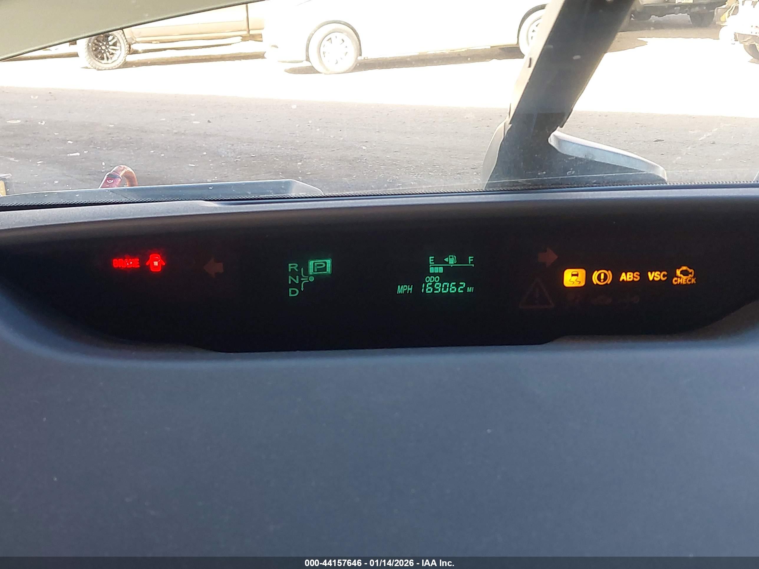 TOYOTA PRIUS image 7