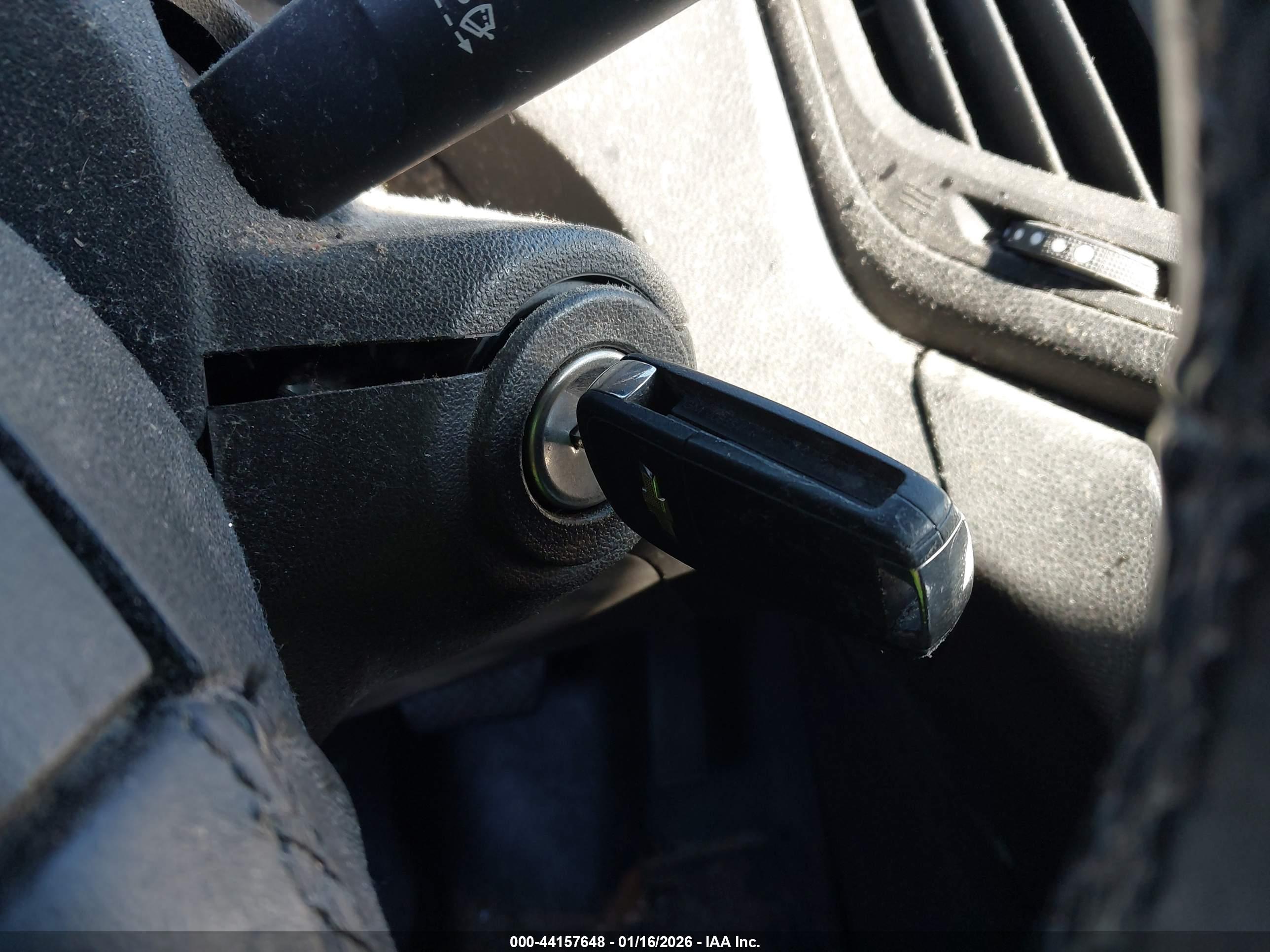 CHEVROLET EQUINOX image 11