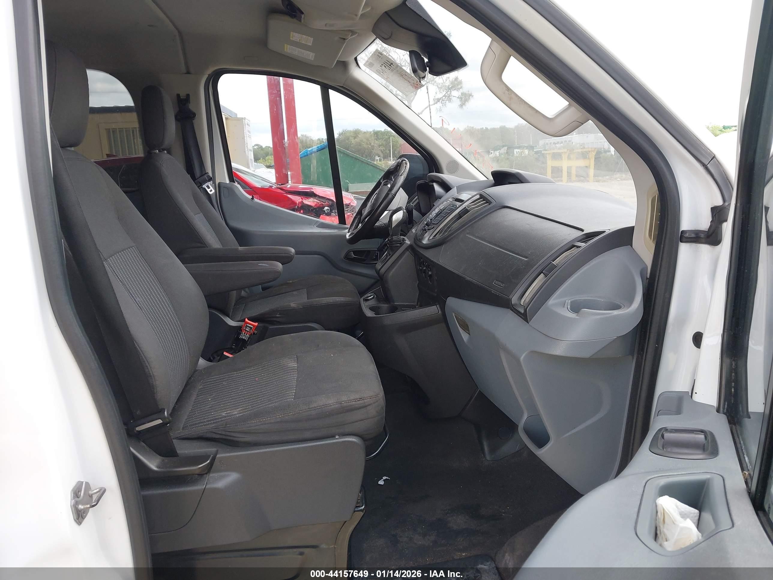 FORD TRANSIT-350 image 5