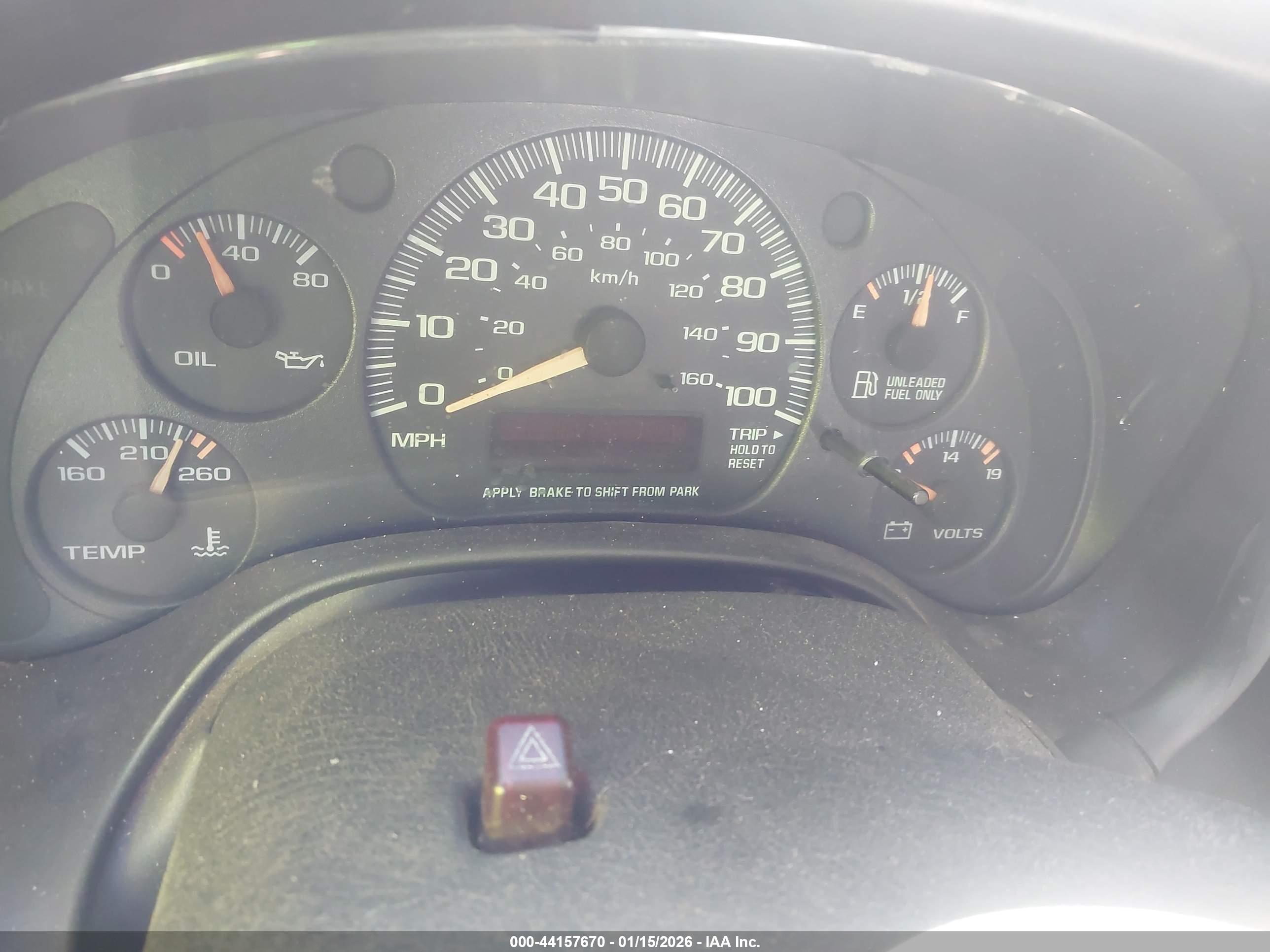 CHEVROLET EXPRESS image 7