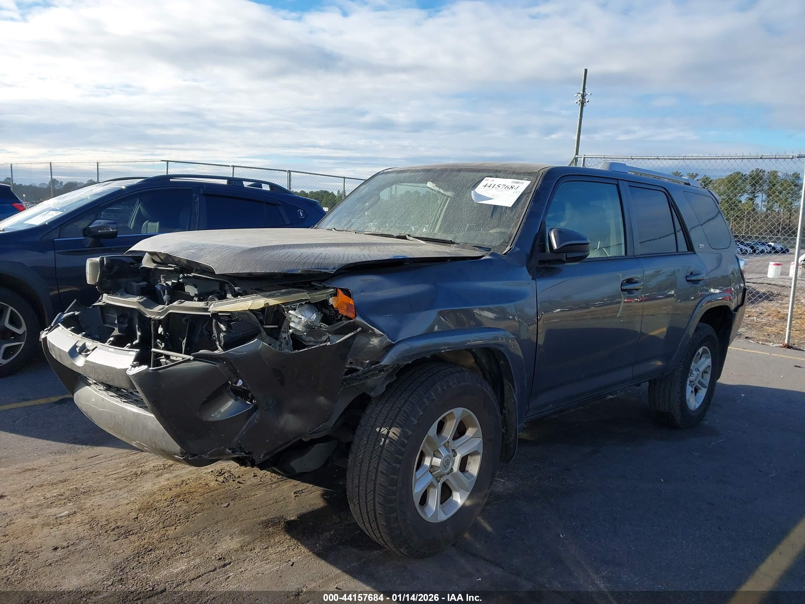 TOYOTA 4RUNNER image 2