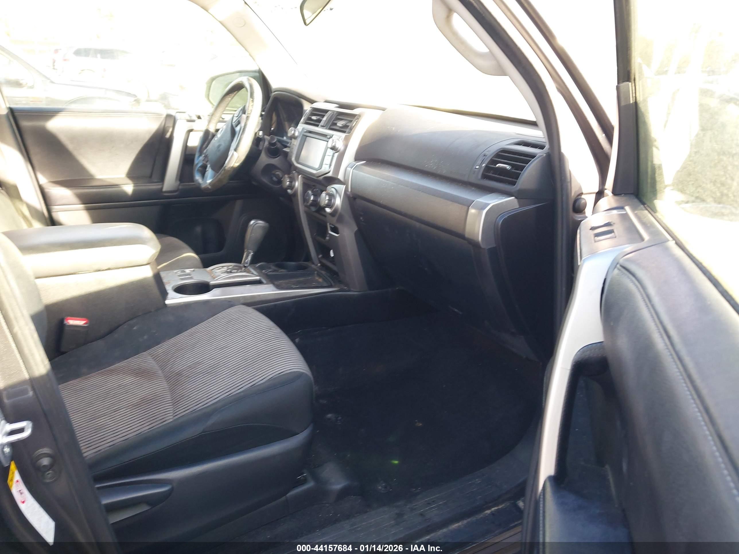 TOYOTA 4RUNNER image 5
